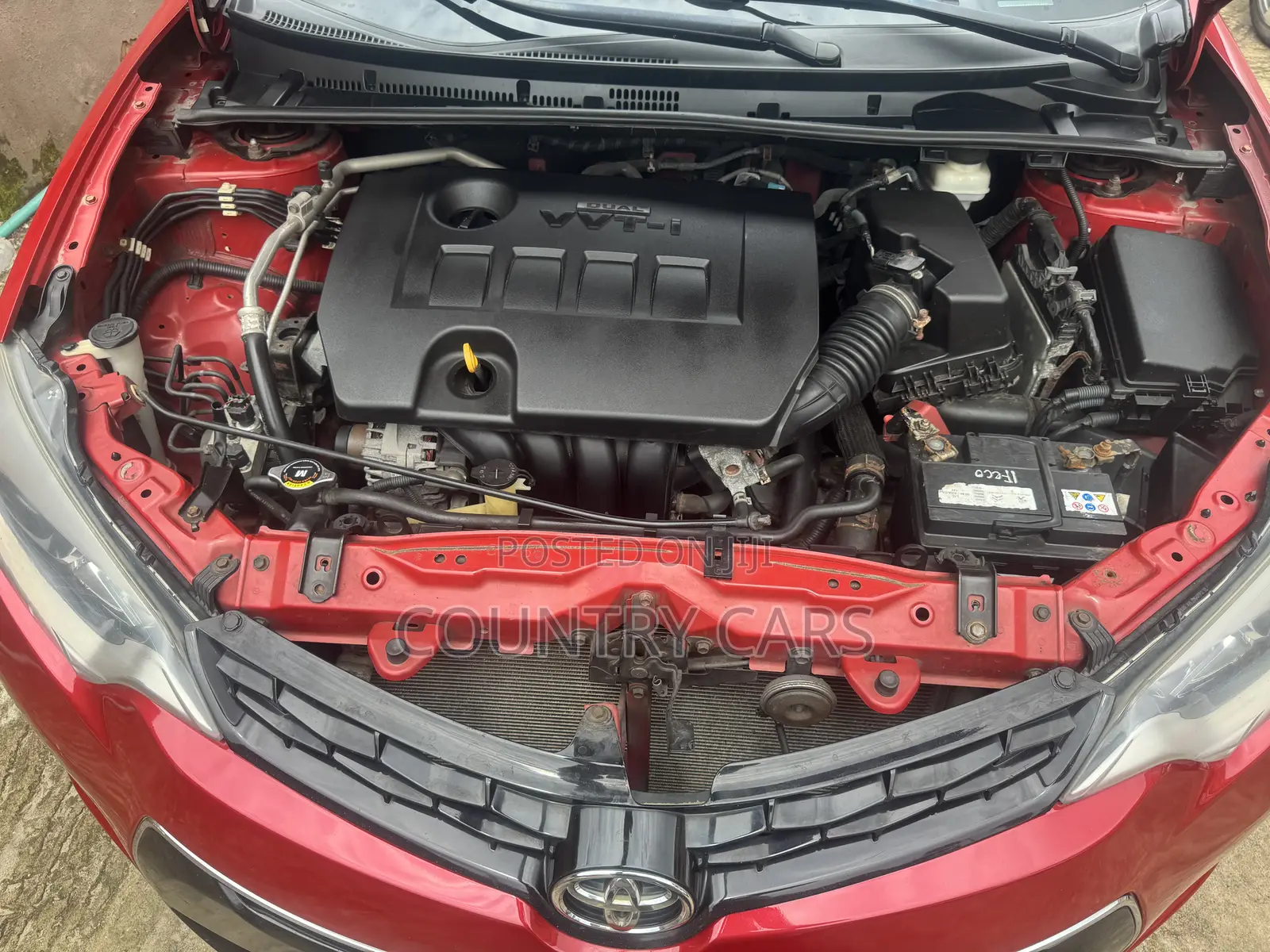 Toyota Corolla 2015 Red