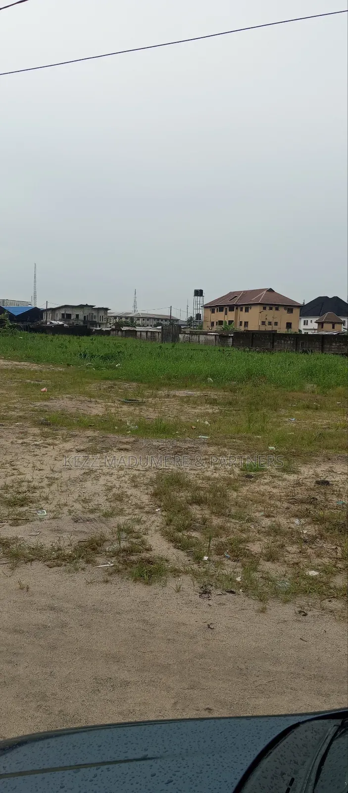For Sale : 81⁄2 Plots at Major Stadium Road ,Ph