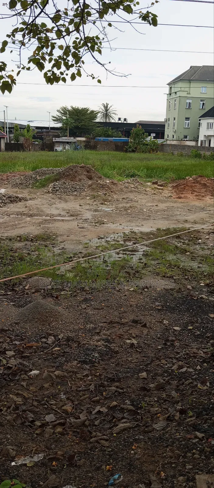 For Sale : 2 Plots on the Major G.U.Aker Road , Eliozu , Ph