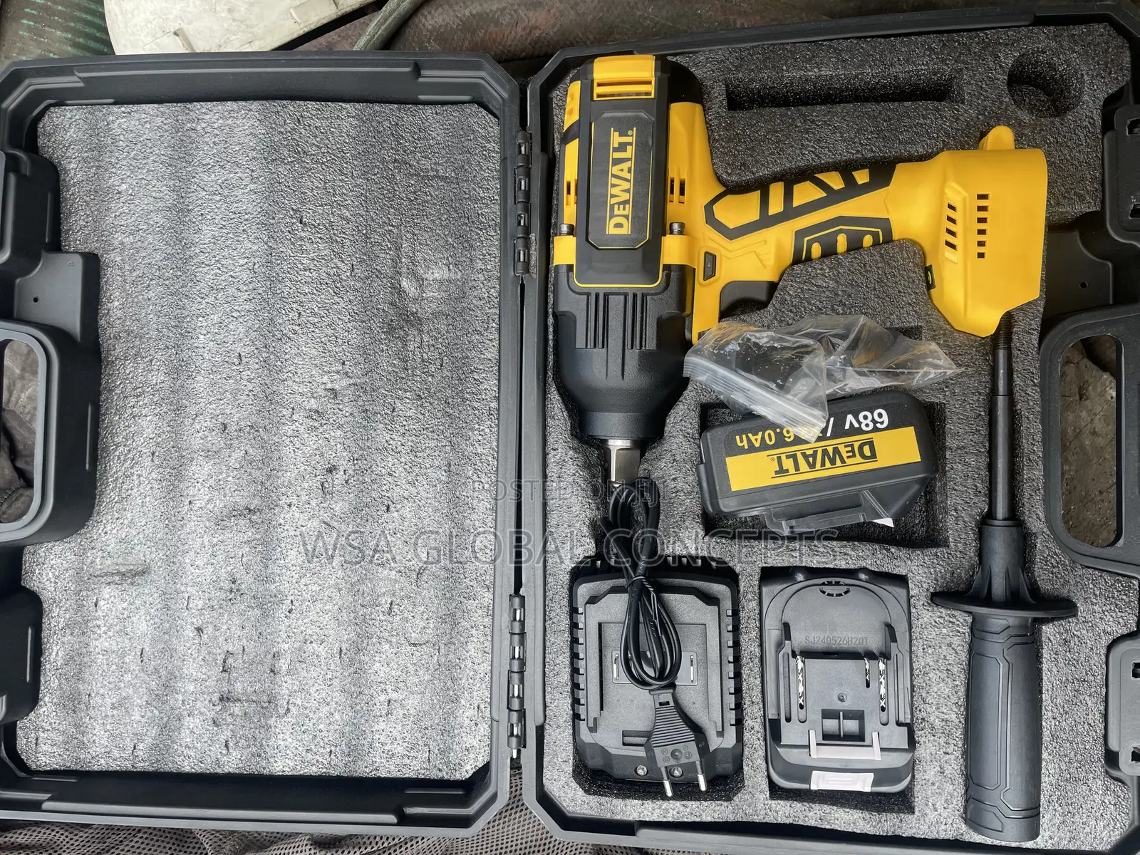 68 Volts Dewalt Heavy Duty Impact Wrench