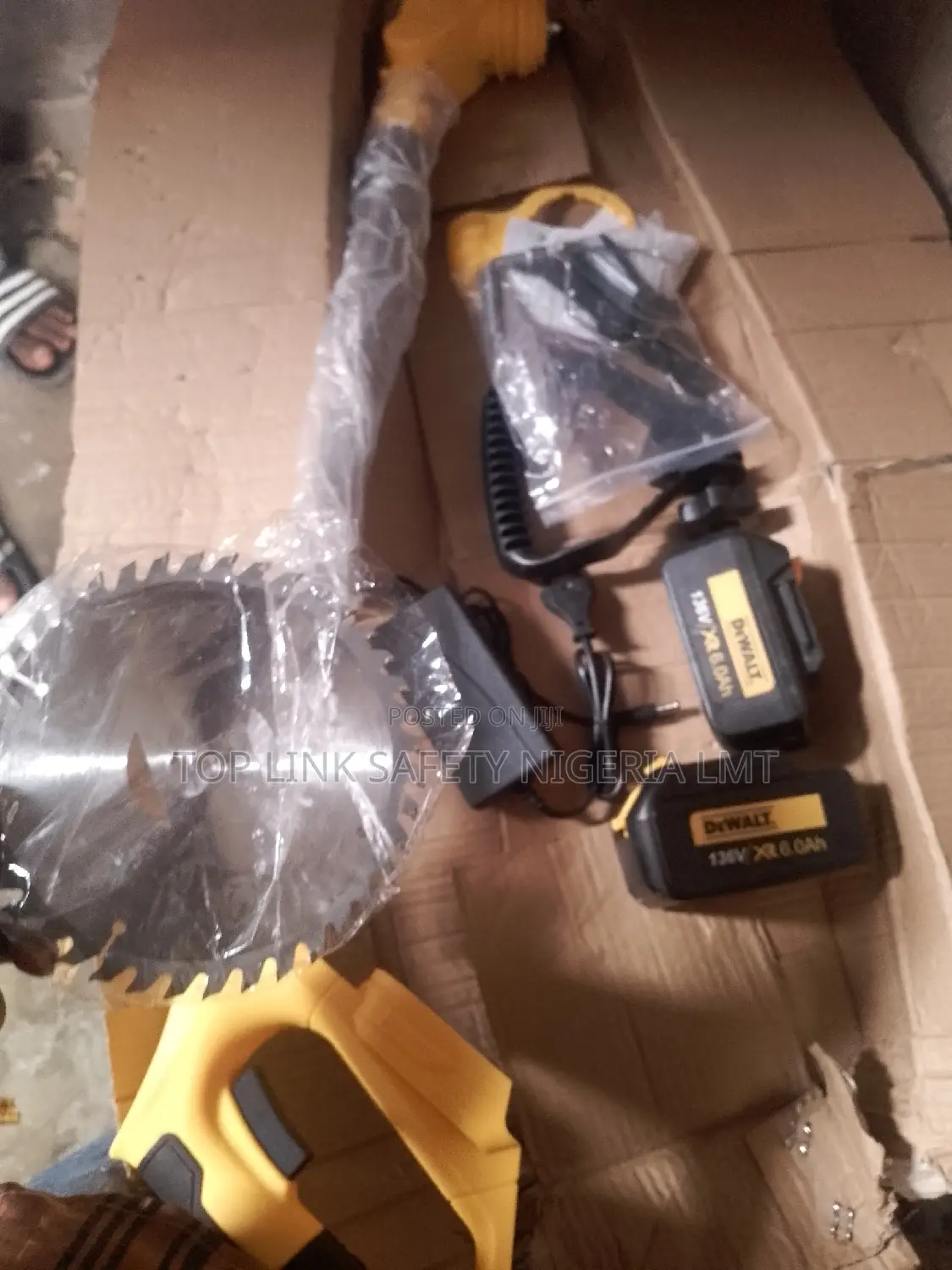 Garden Brush Cutter Dewalt