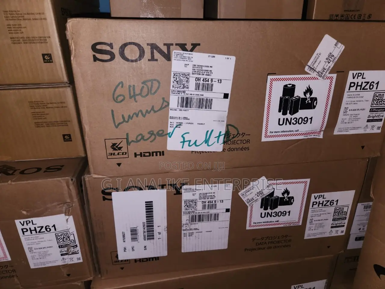 Sony VPL-Phz61 6400-Lumen Wuxga Laser 3lcd Projector