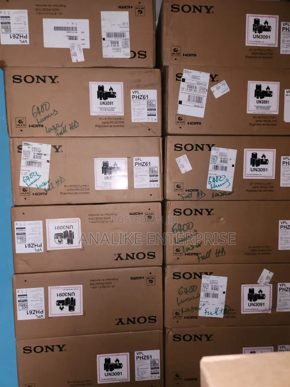 Sony VPL-Phz61 6400-Lumen Wuxga Laser 3lcd Projector