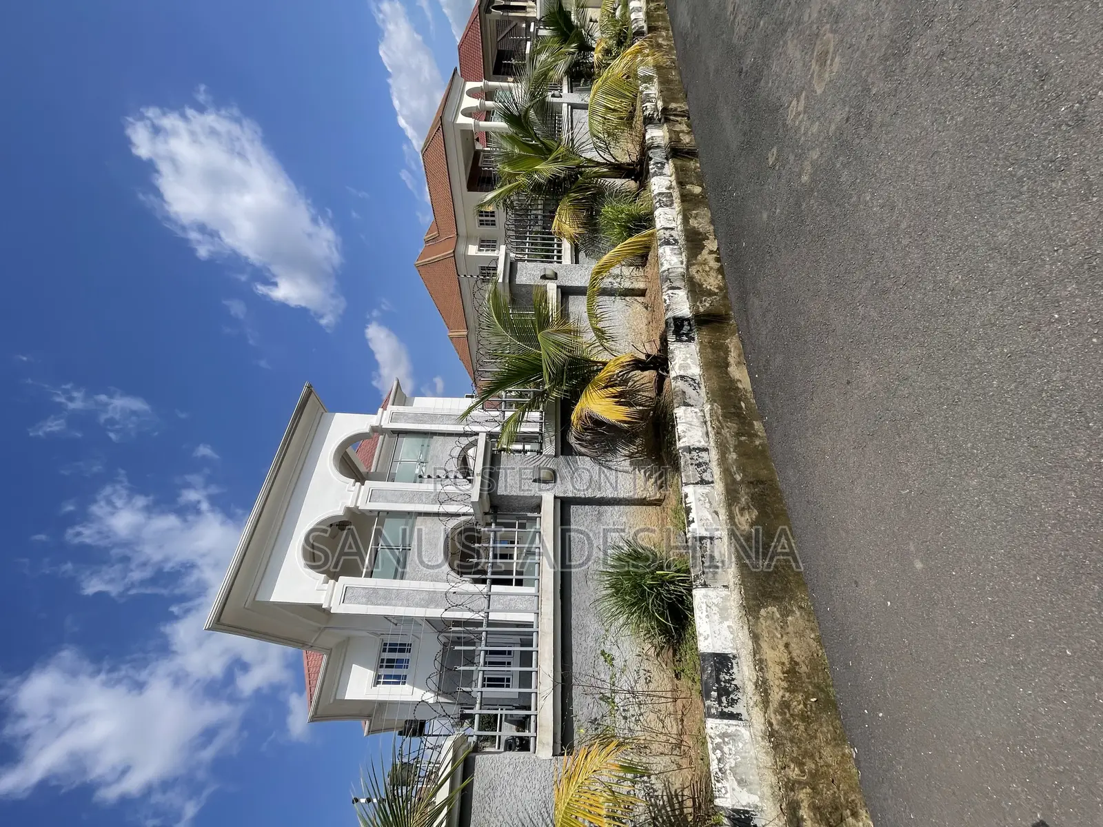 4bdrm Duplex in Gwarimpa Extension, Gwarinpa for sale