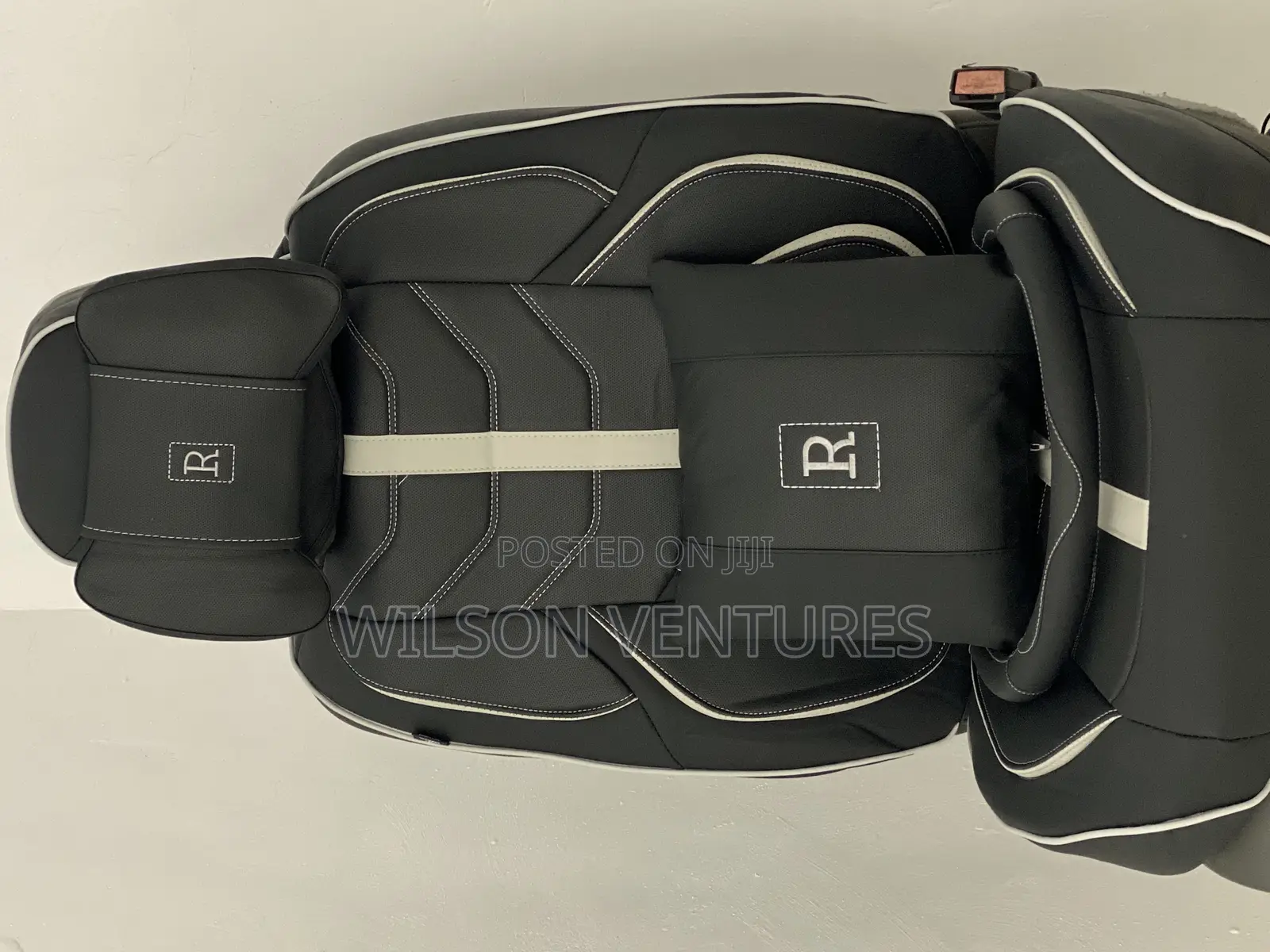 5 Seater Black and White Leather Seat Cover