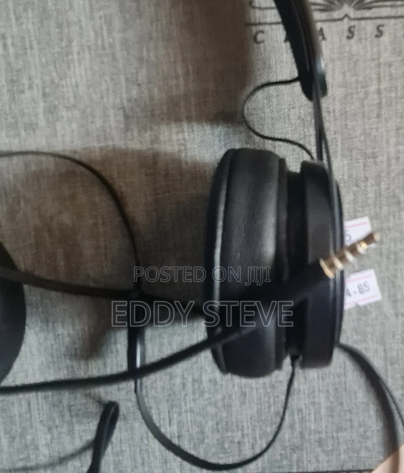 Beats EP Wired on-Ear Headphones Black A1796