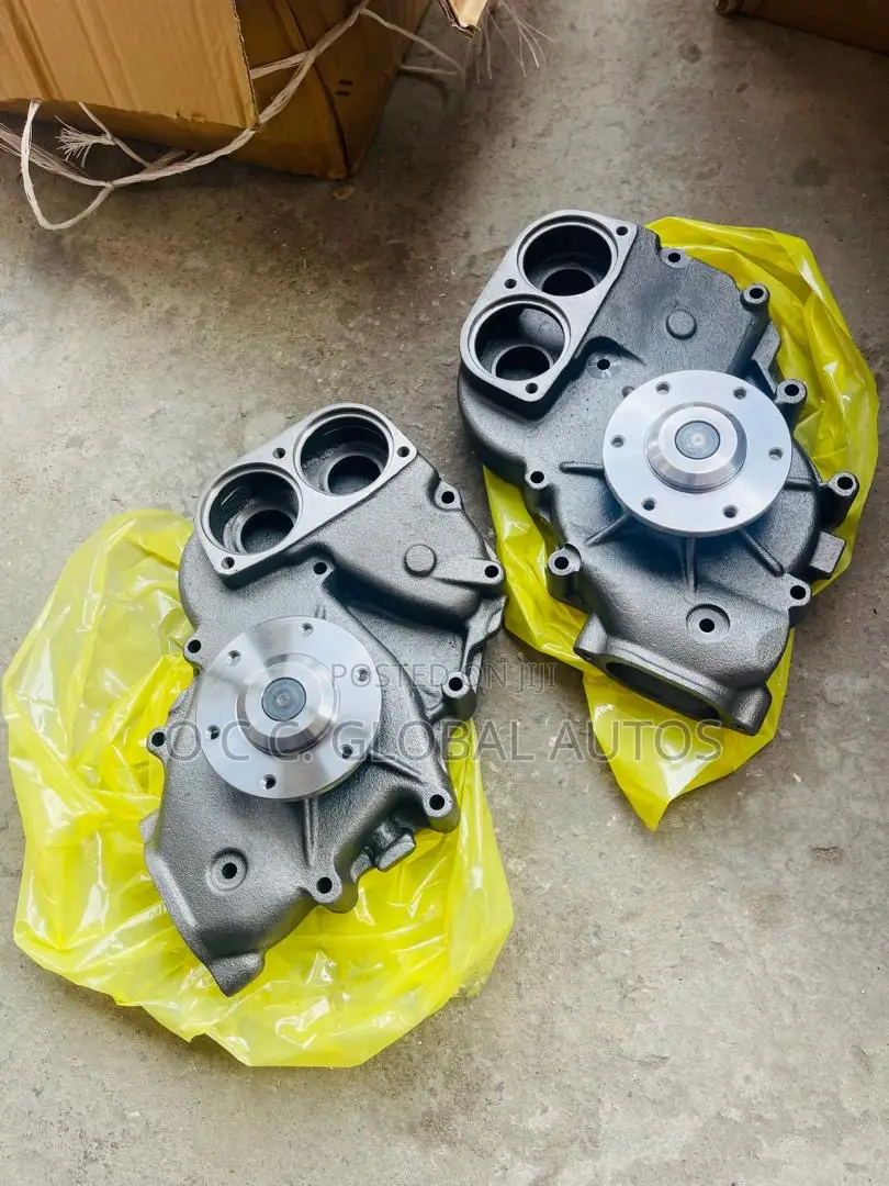 Water Pump Mercedes V8 Truck