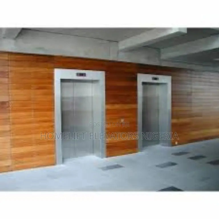 Vertical Patient Hospital Lift