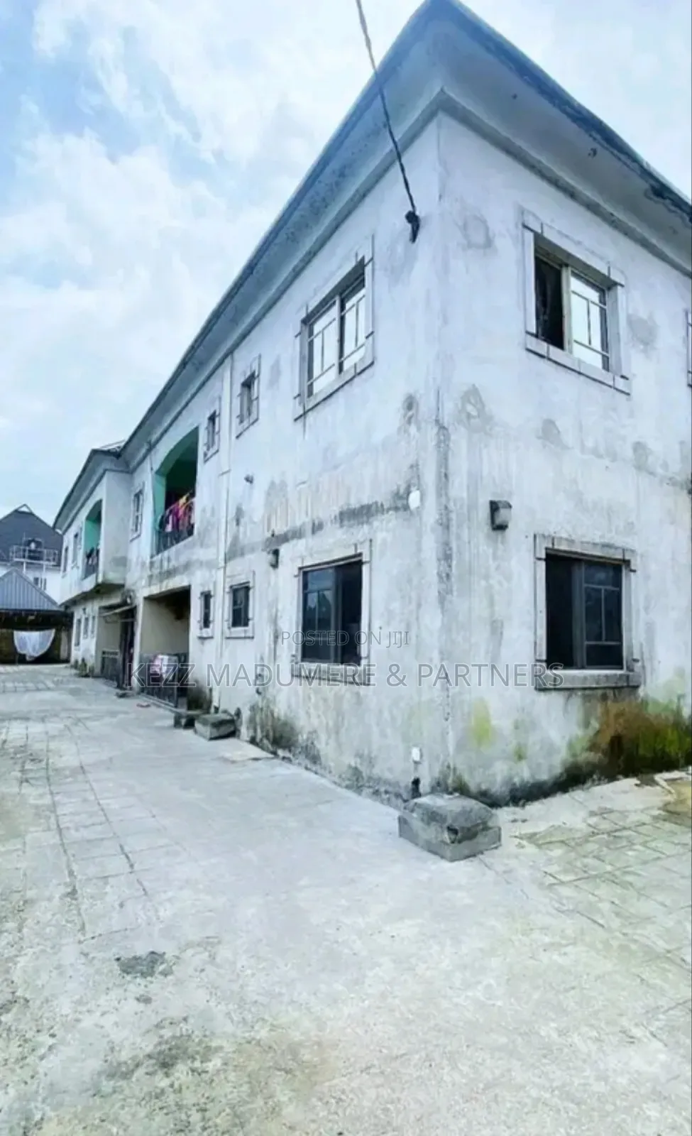 5bdrm Block of Flats in Igwuruta Eneka Rd , for sale