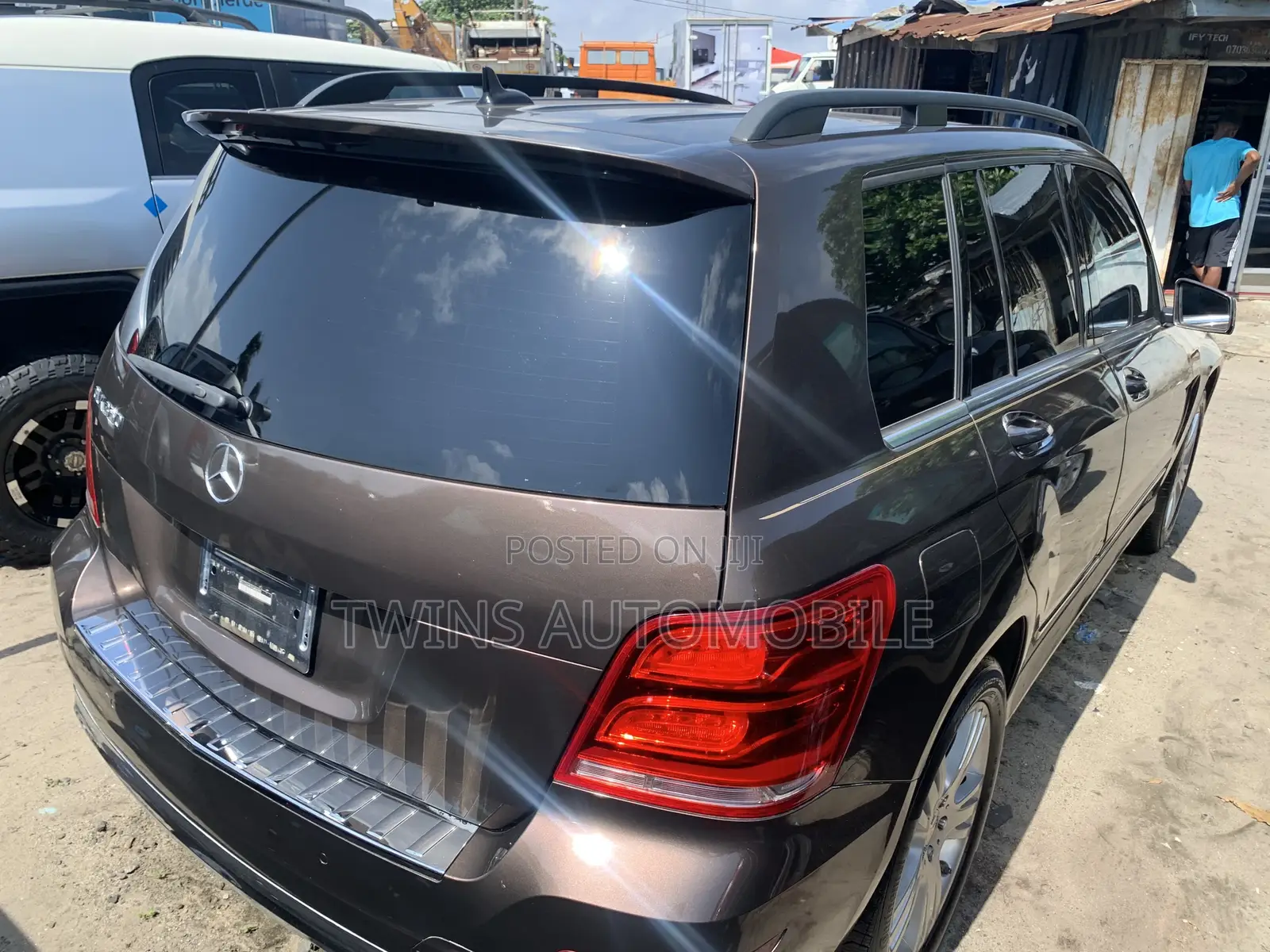Mercedes-Benz GLK-Class 2015 Brown
