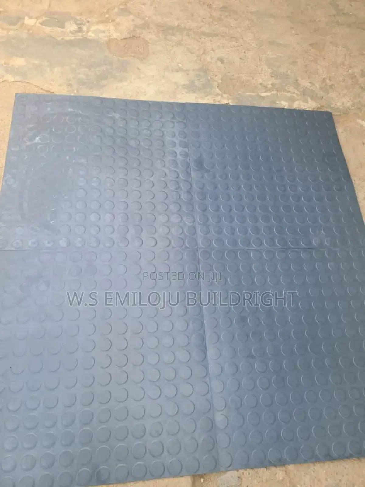 Studded Vinyl Flooring - High Quality and Slip Resistant.