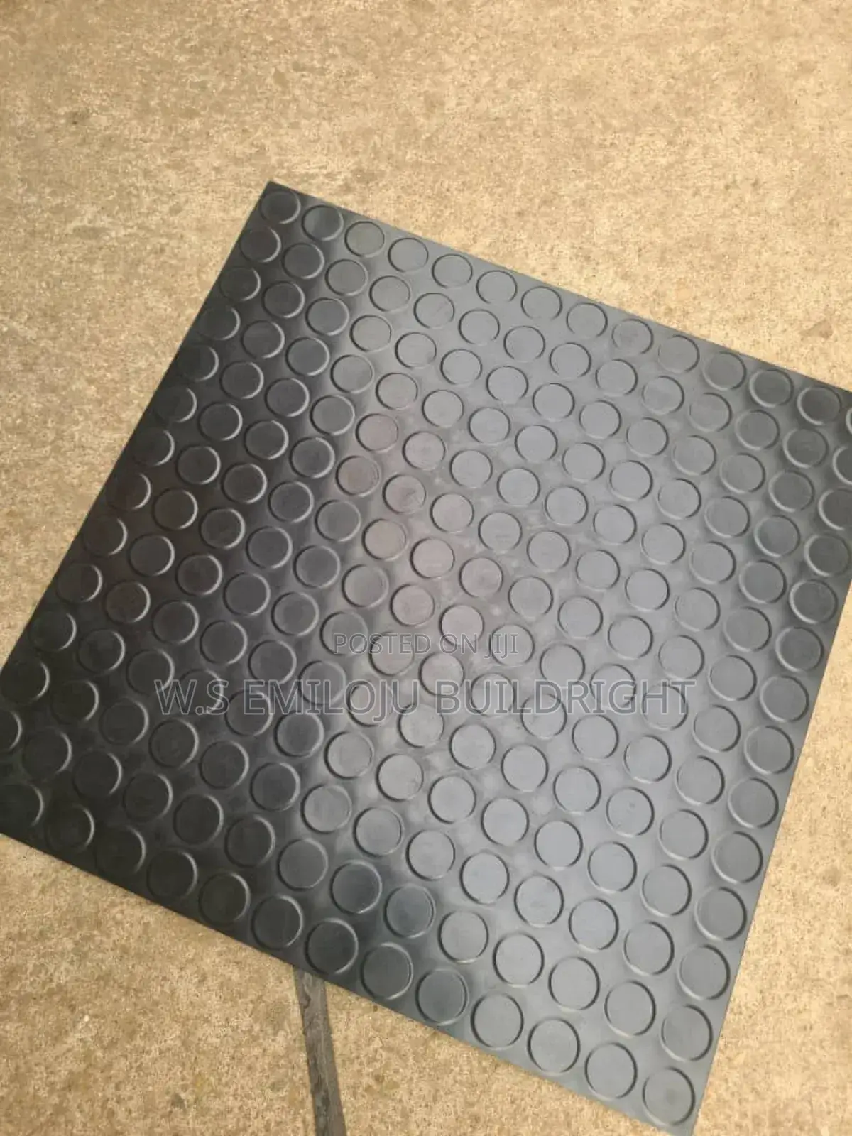 Studded Vinyl Flooring - High Quality and Slip Resistant.