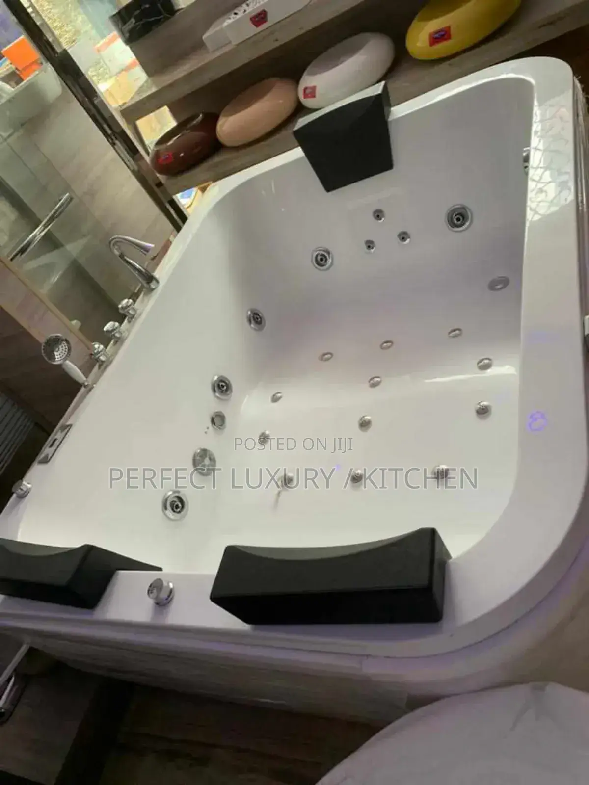 Executive Luxury 3 Seater Jacuzzi Bath