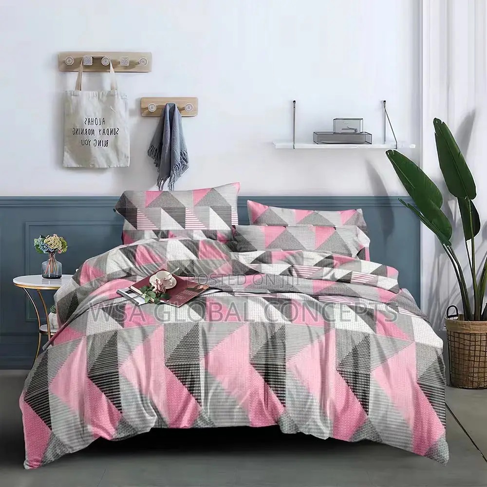 Different Designs 6x6 Duvet Bedsheets With 4 Pillows Case