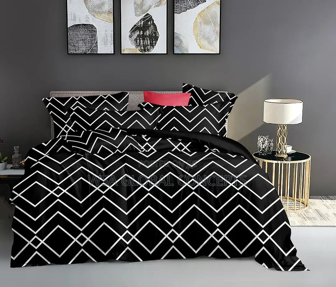 Different Designs 6x6 Duvet Bedsheets With 4 Pillows Case