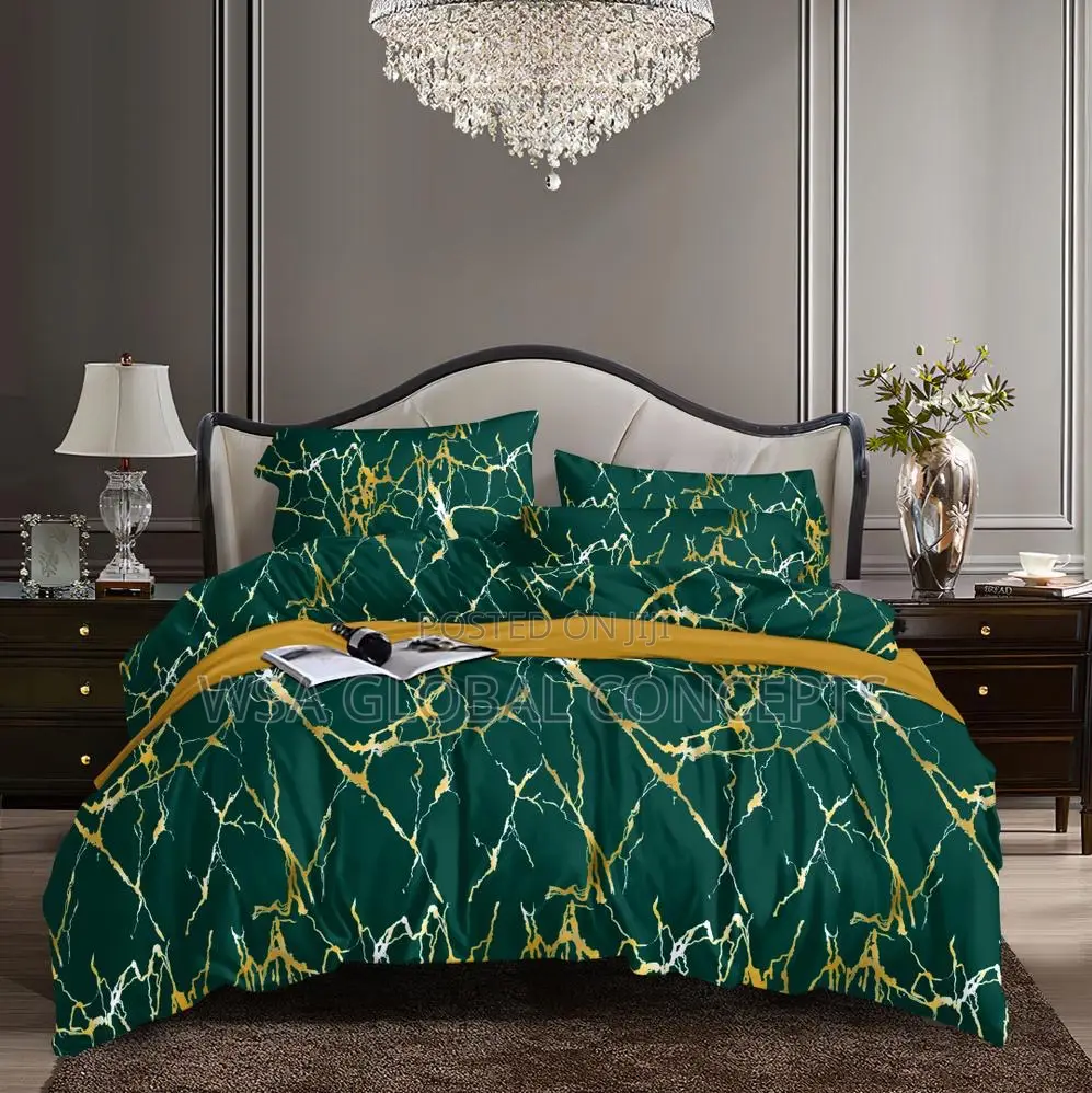 Different Designs 6x6 Duvet Bedsheets With 4 Pillows Case