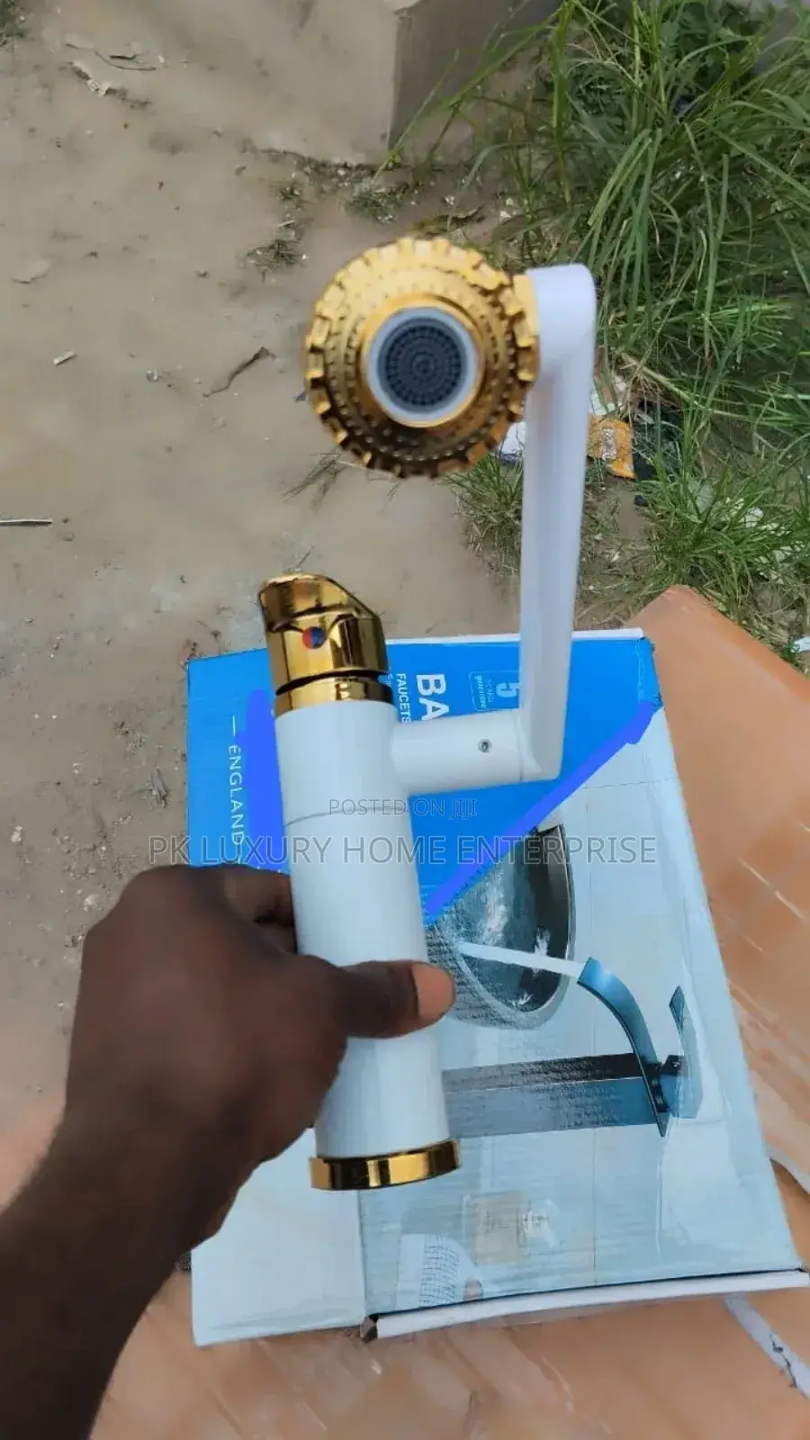 England White and Gold Mixer Tap