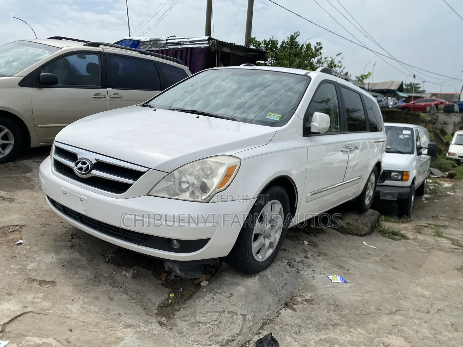 Hyundai Entourage Limited FWD 2007 White