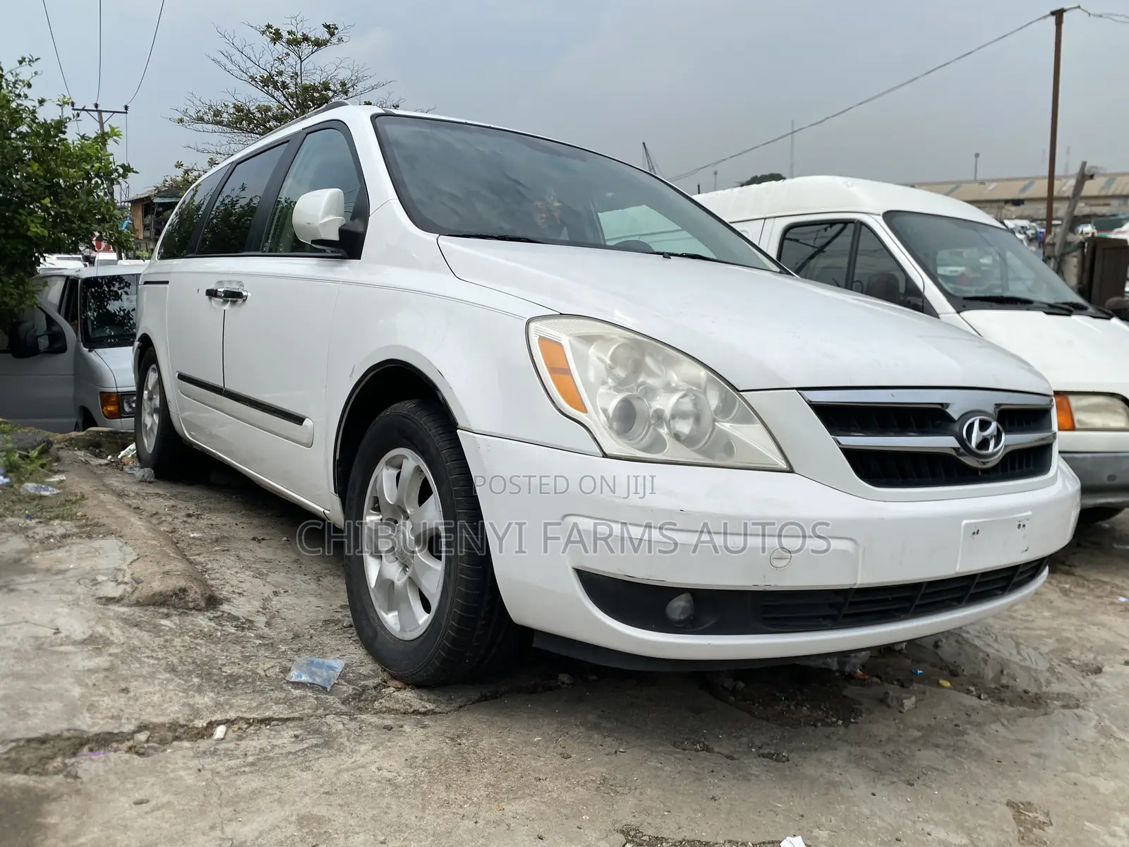 Hyundai Entourage Limited FWD 2007 White