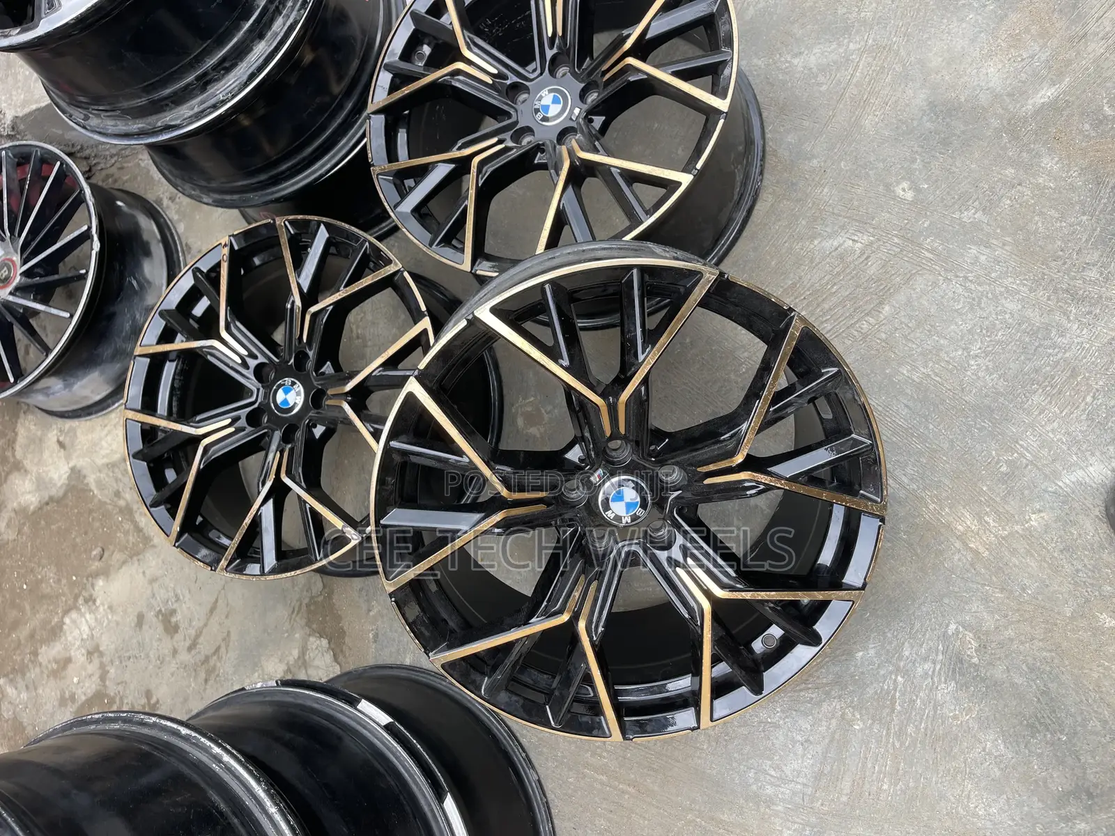 Sporty 19inch BMW 750i With Front and Back L