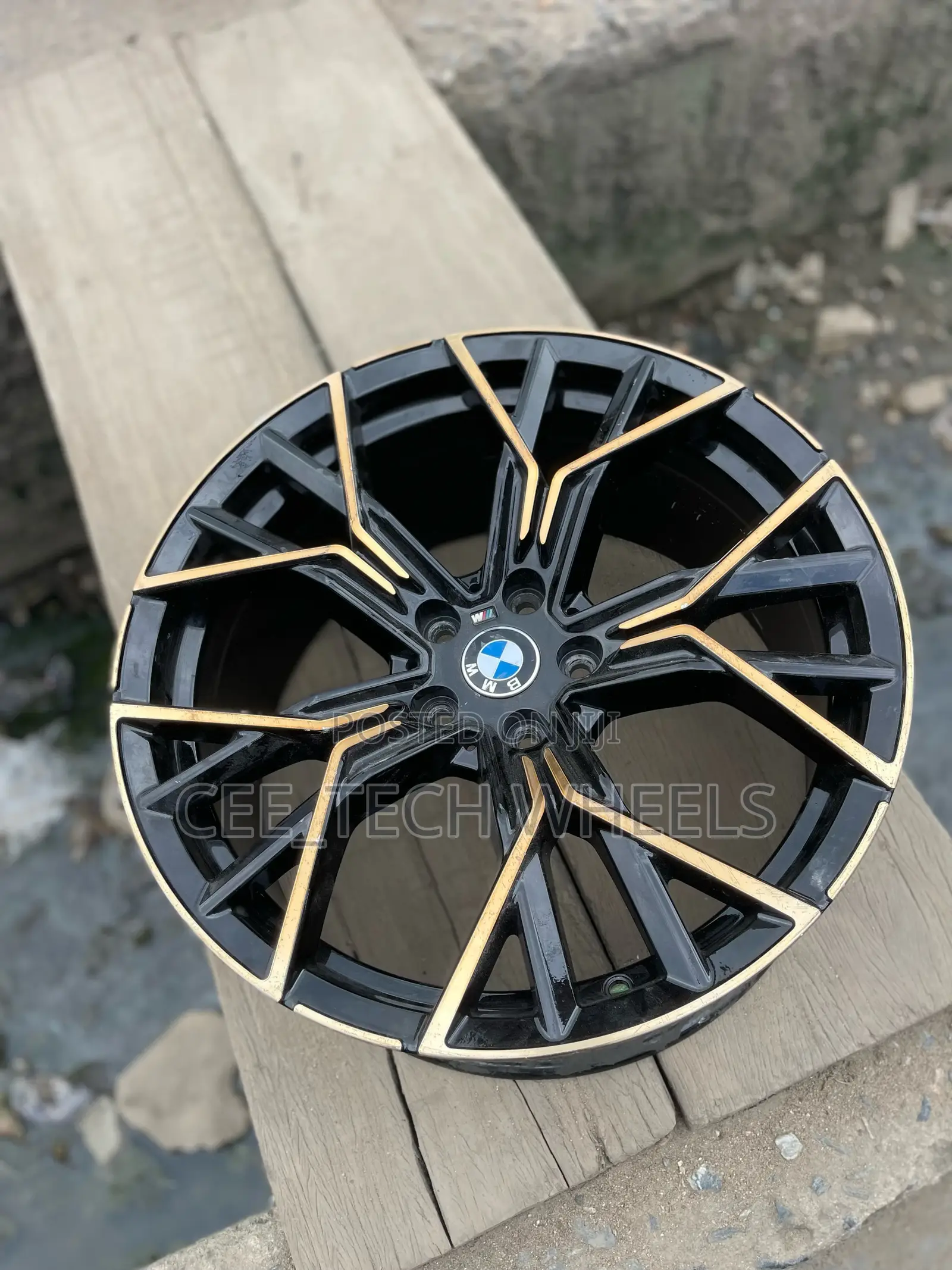 Sporty 19inch BMW 750i With Front and Back L