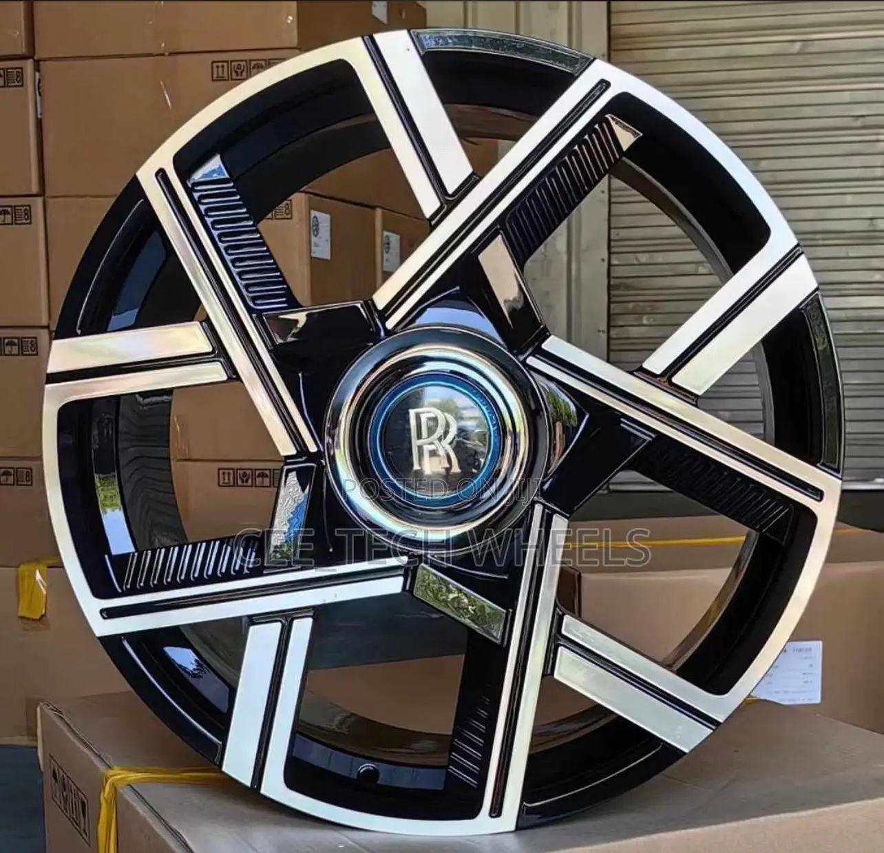 Different Designs of Rolls-Royce Wheels Available 22inch