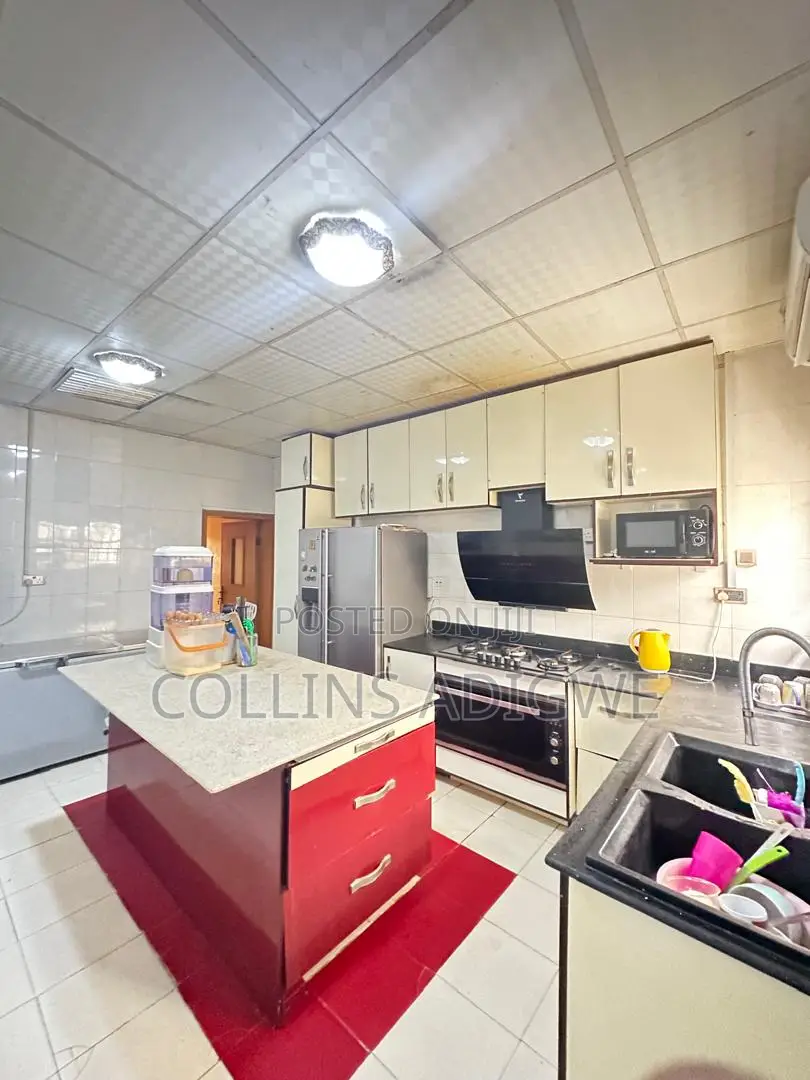 4bdrm Duplex in Victoria Garden for sale