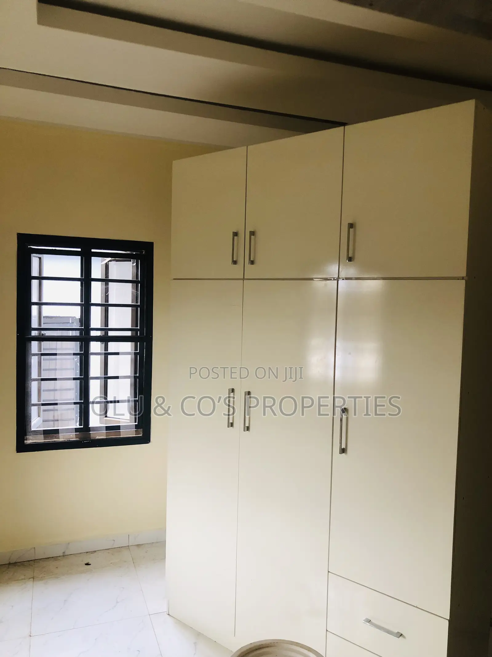 1bdrm Block of Flats in Nut District for rent