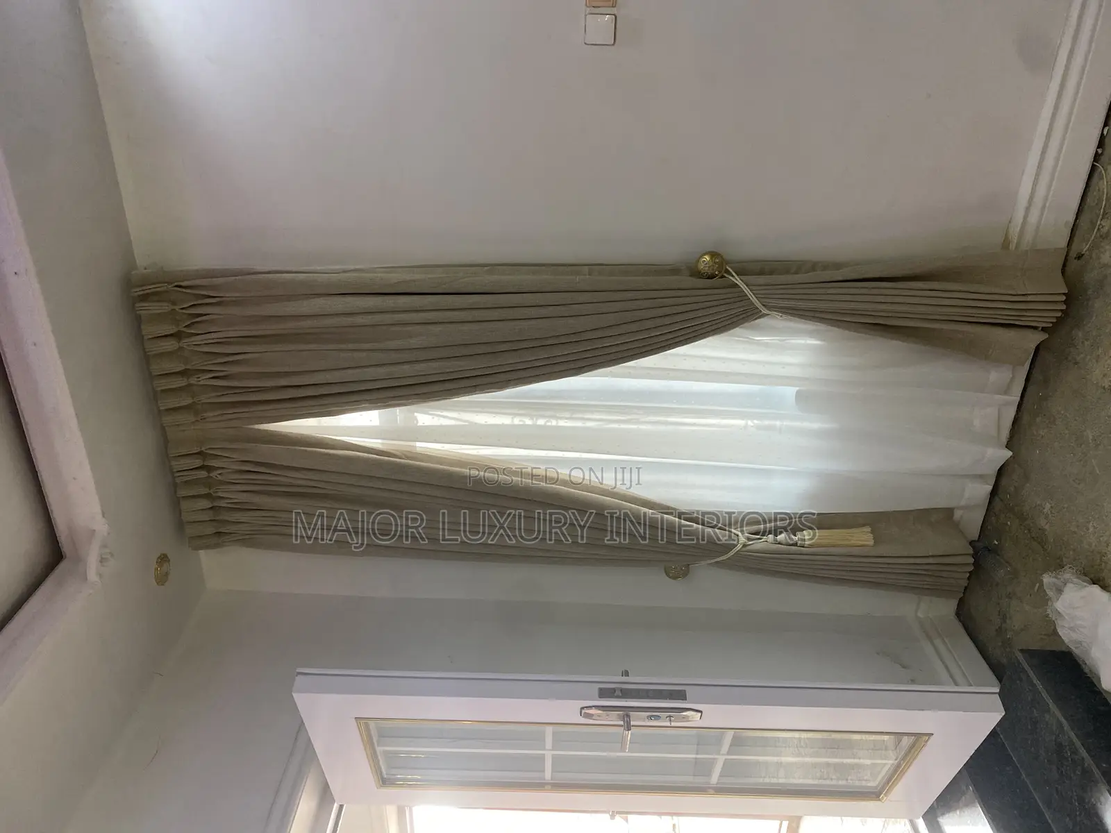Turkey Curtains And Authomated Rails
