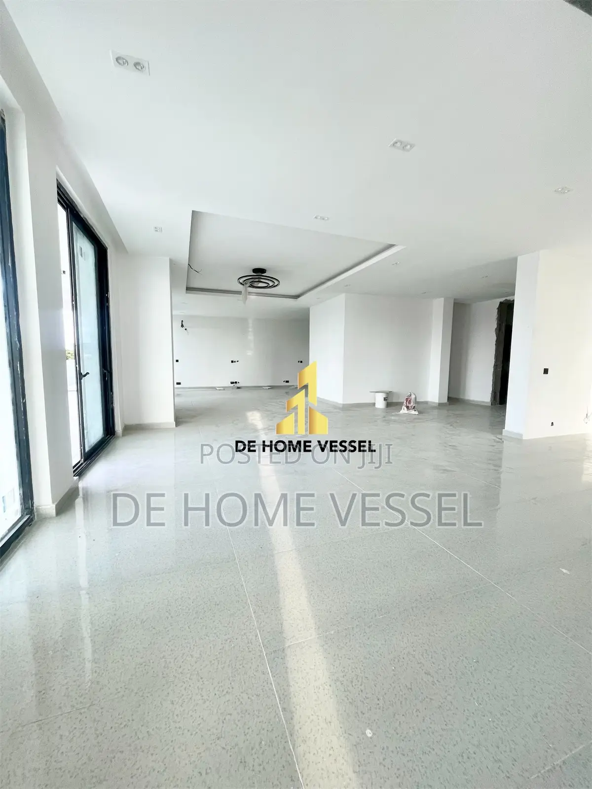 6bdrm Maisonette in Ikoyi for sale
