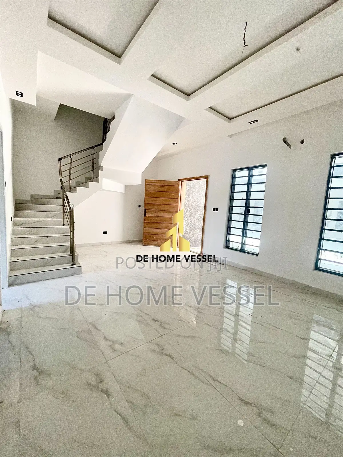 4bdrm Townhouse/Terrace in Ikota for sale