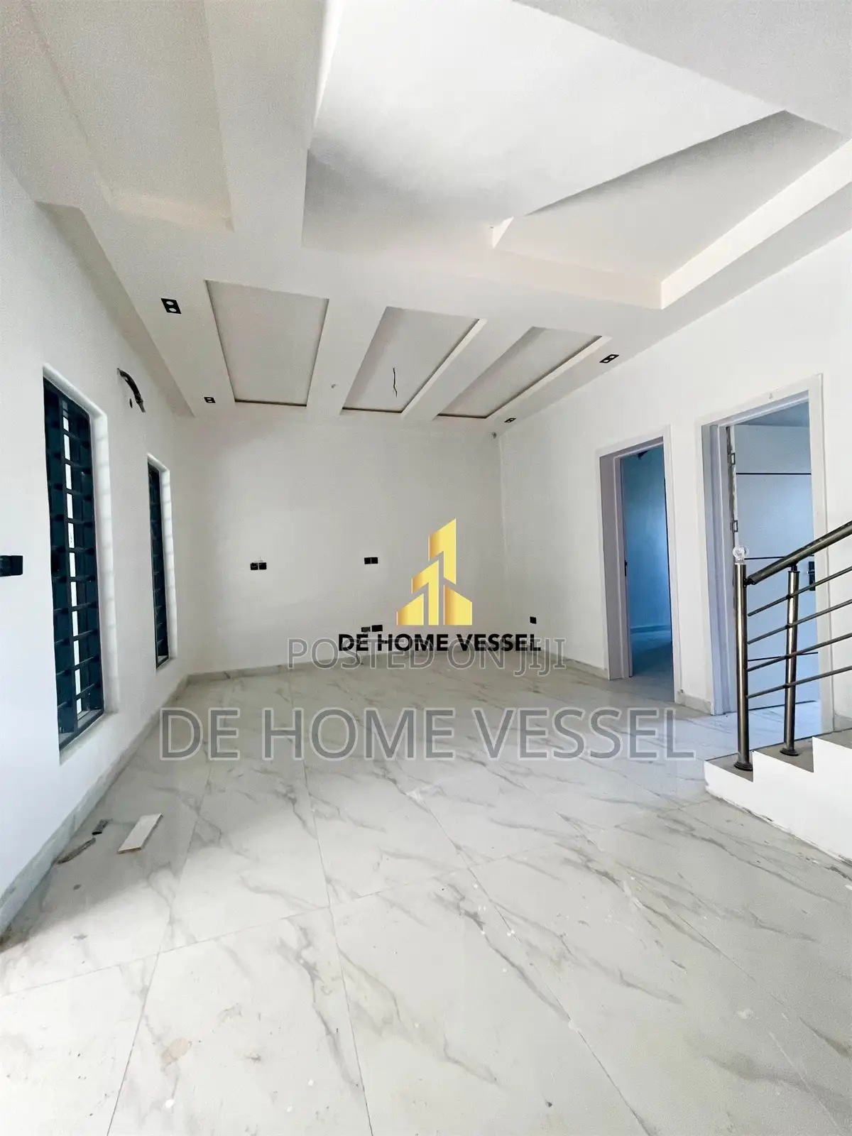 4bdrm Townhouse/Terrace in Ikota for sale