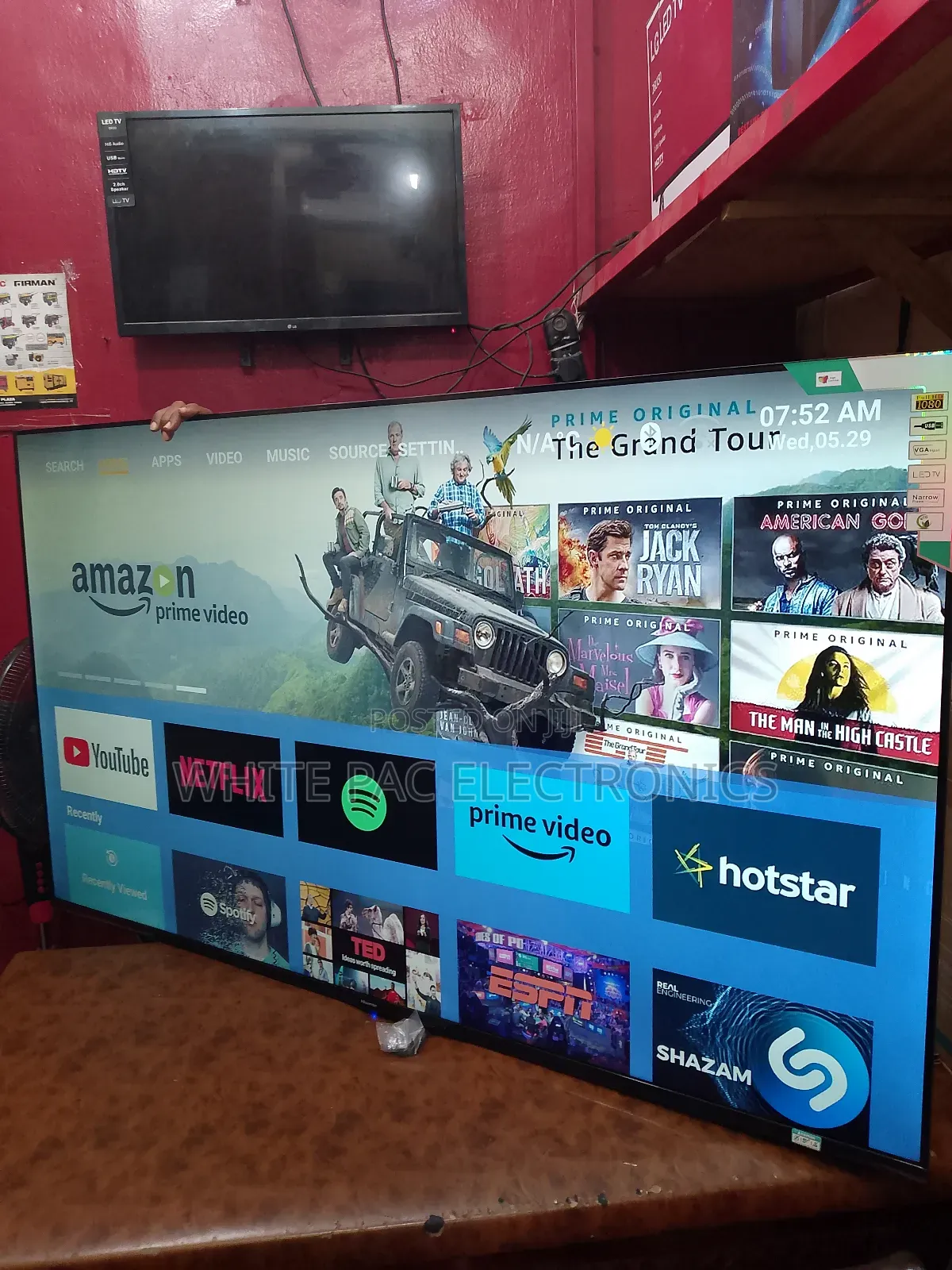New Hisense Uhd 65"Inch Smart Flameless Tv Netflix >Youtube