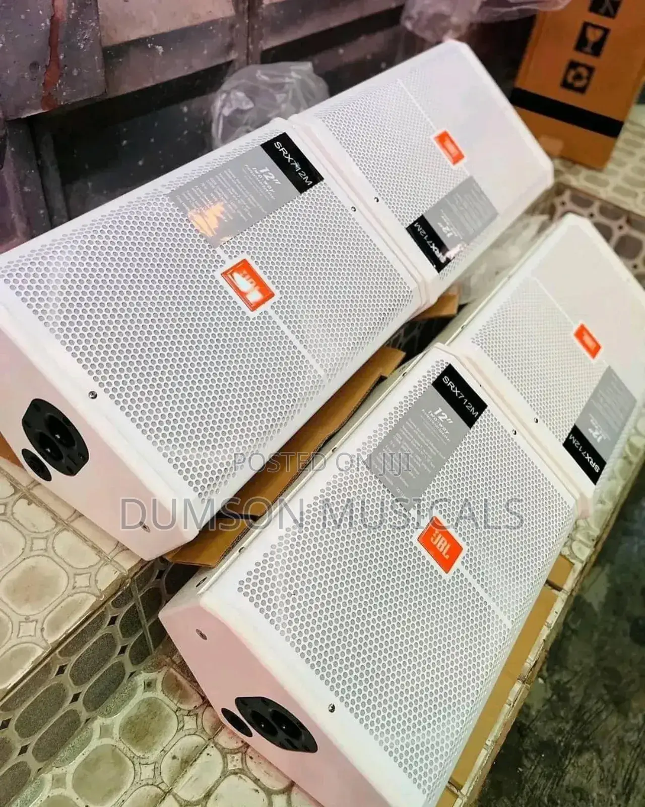 JBL 12 Inches Speakers Pure and Clean White. Big Magnet