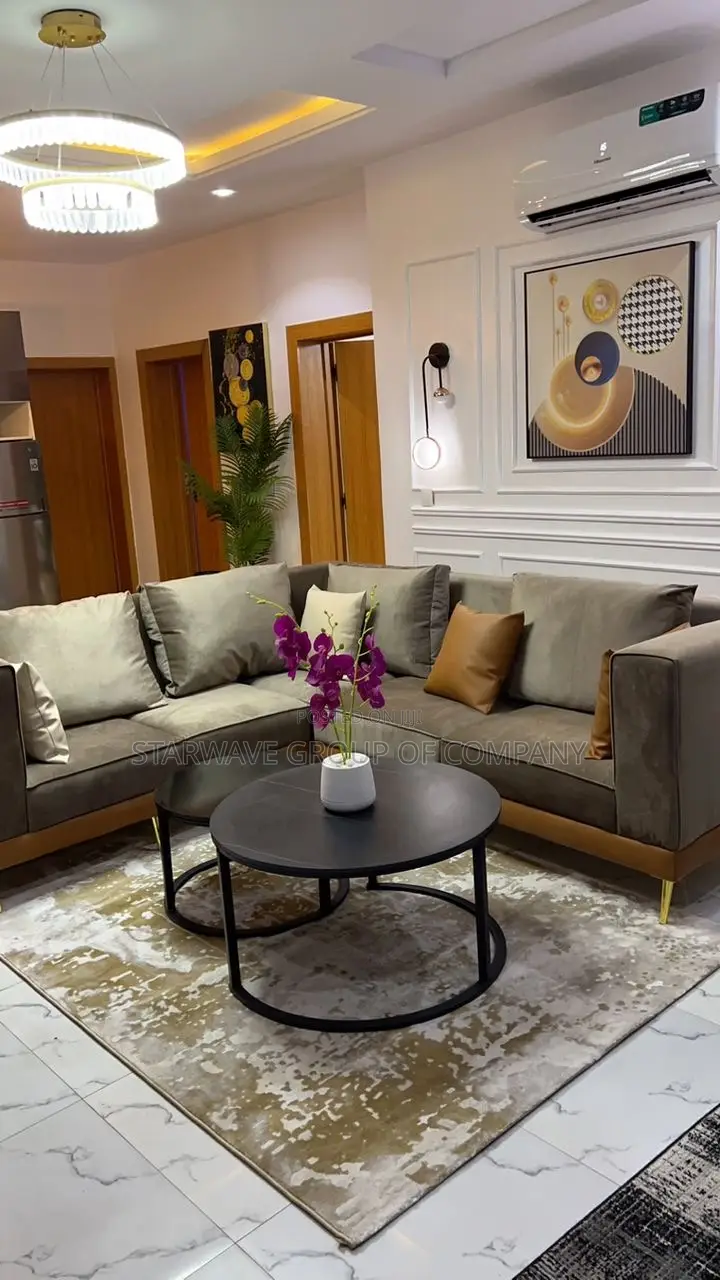 3 Bedroom Shortlet Apartment With Ps5