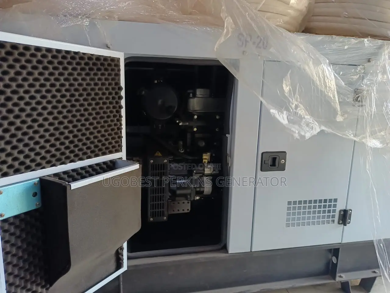 20kva Perkins Uk Soundproof Generator 100% Copper
