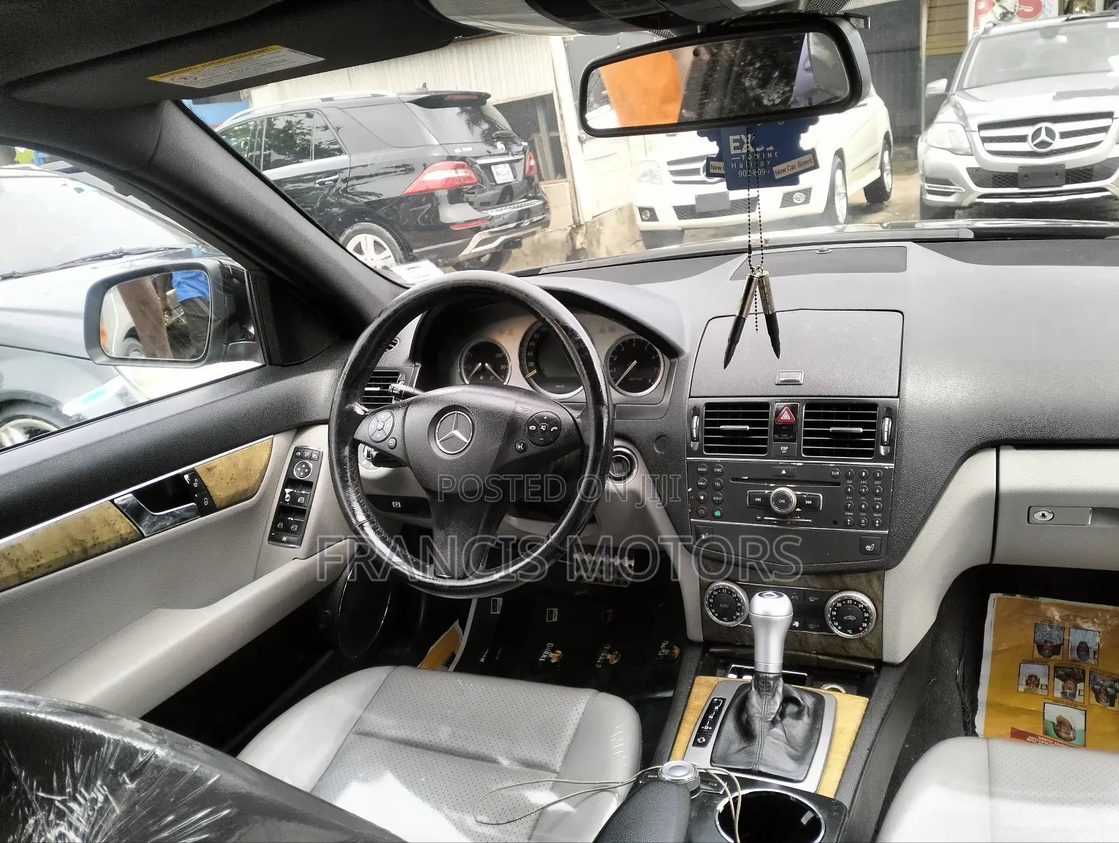 Mercedes-Benz C300 2010 Black