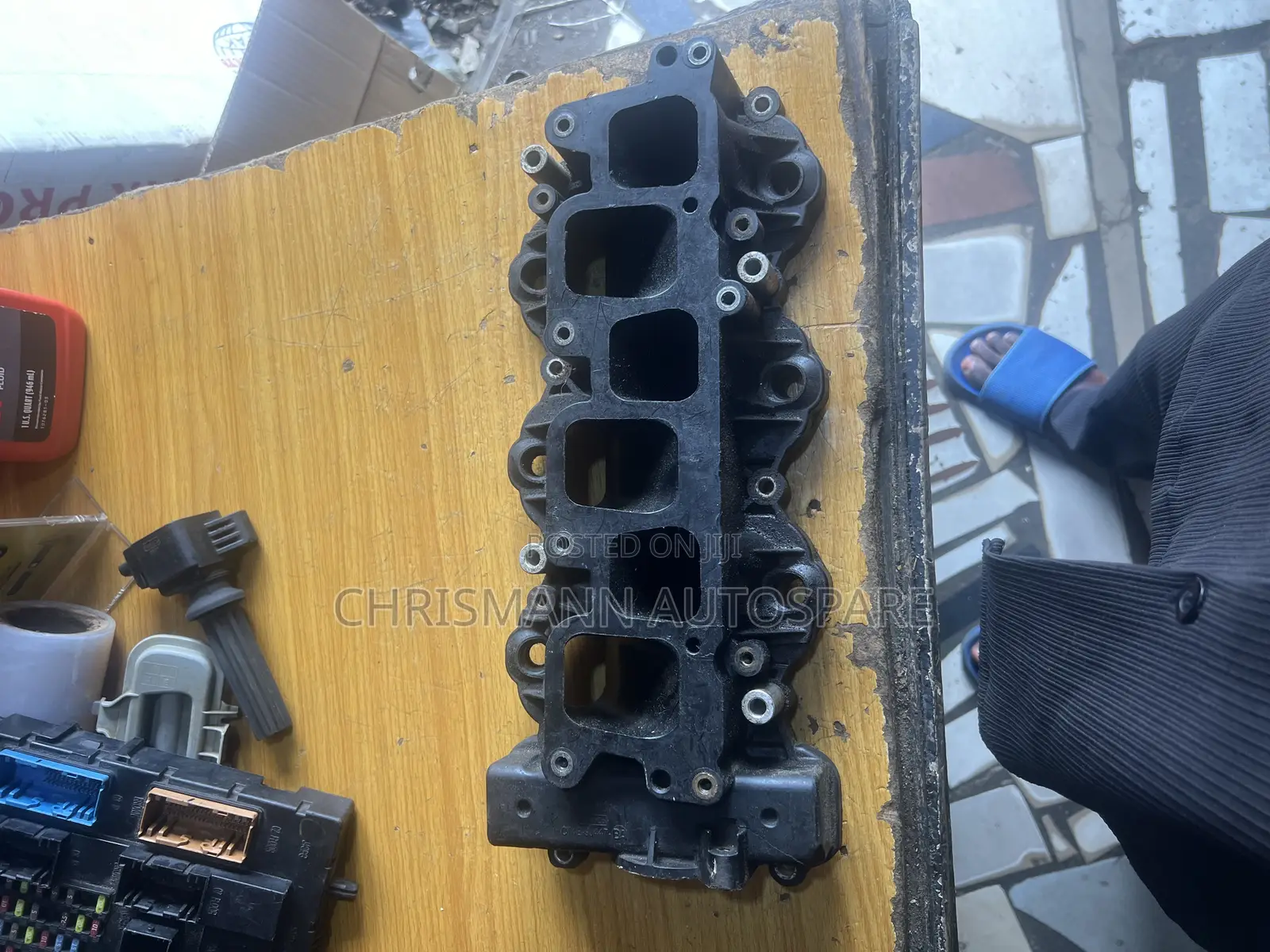 Nozzle Sitting Ford Explorer,Edge 2012 2013 2014