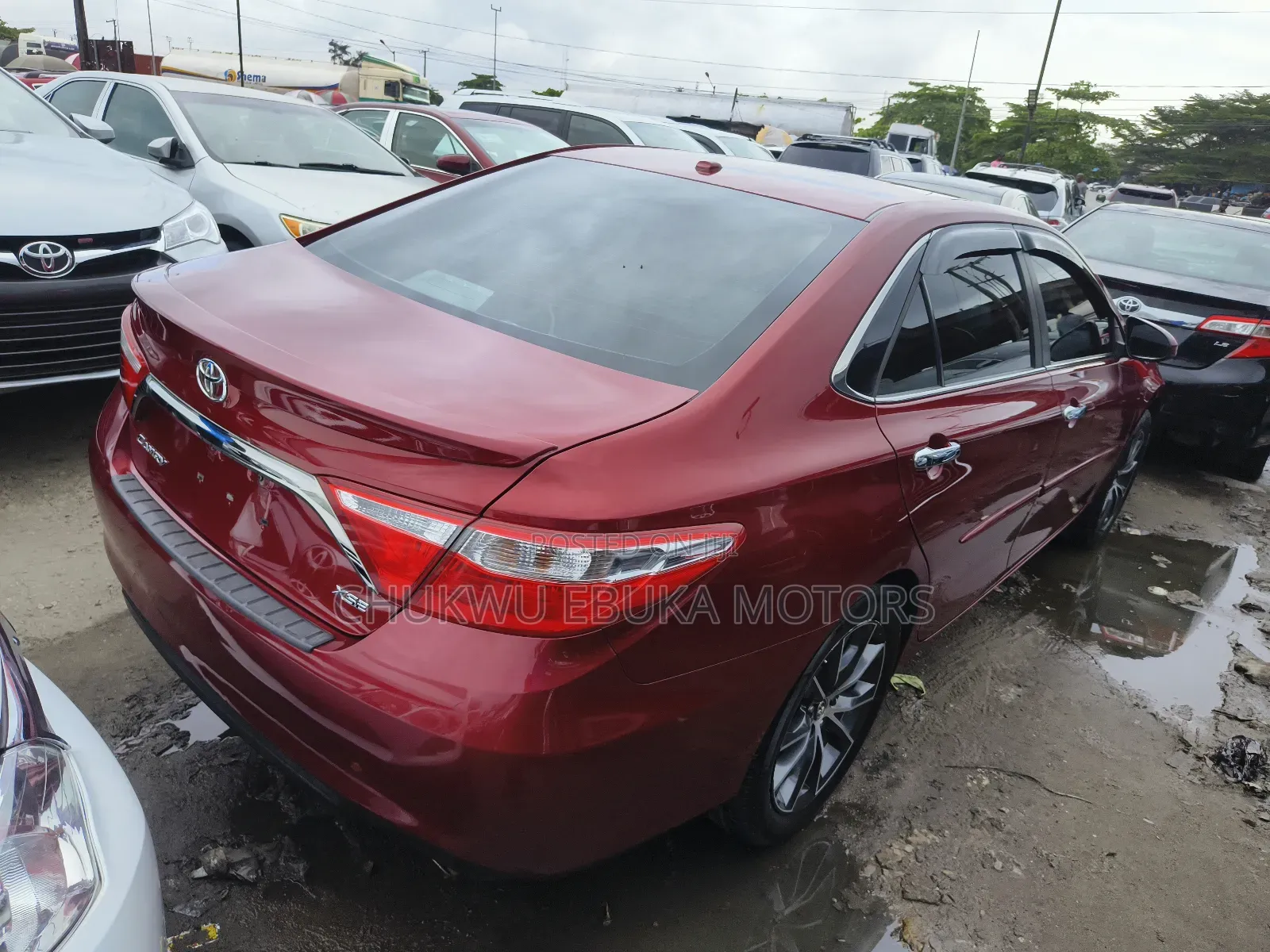 Toyota Camry 2016 Red