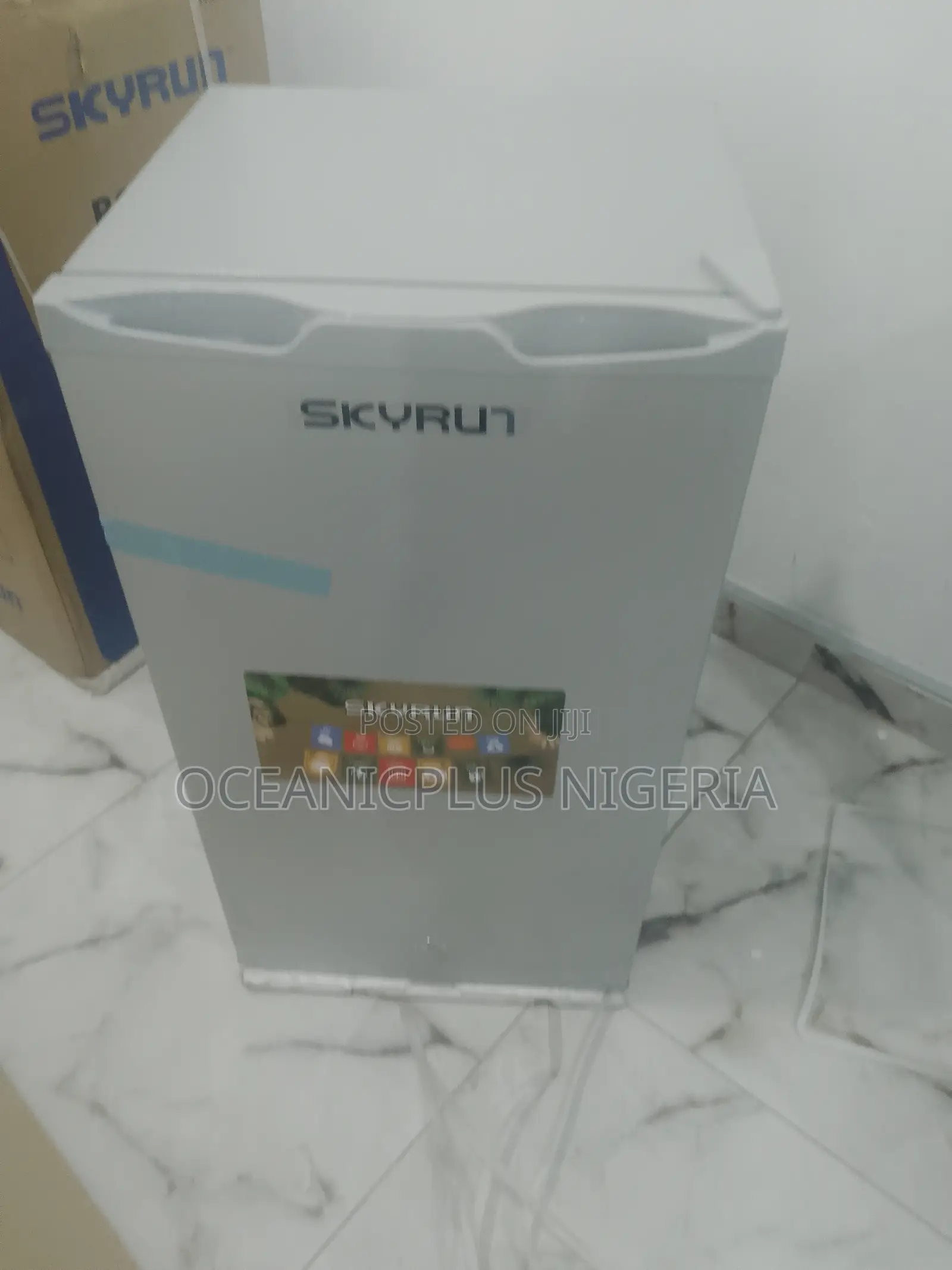 Efficient 90L Single Door Skyrun Refrigerator