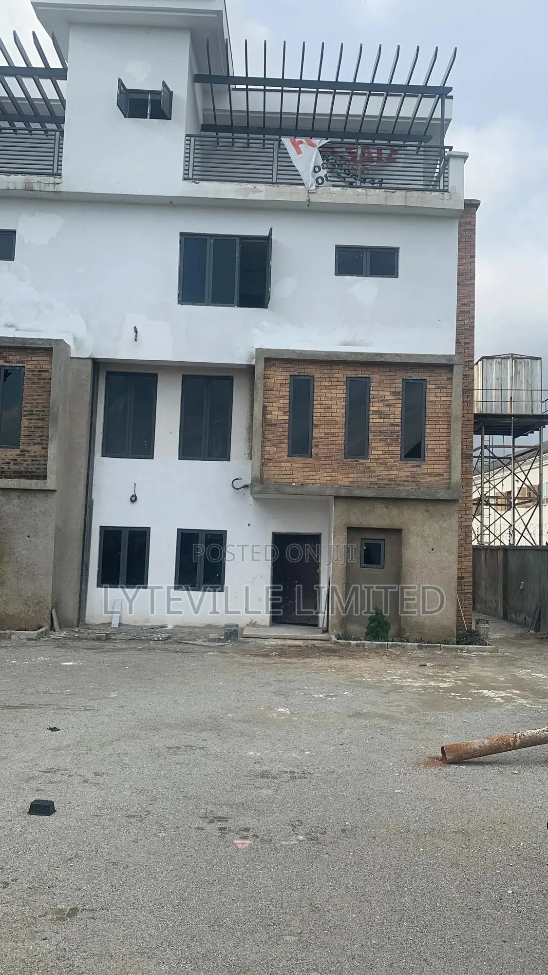 4bdrm Maisonette in Jabi for sale