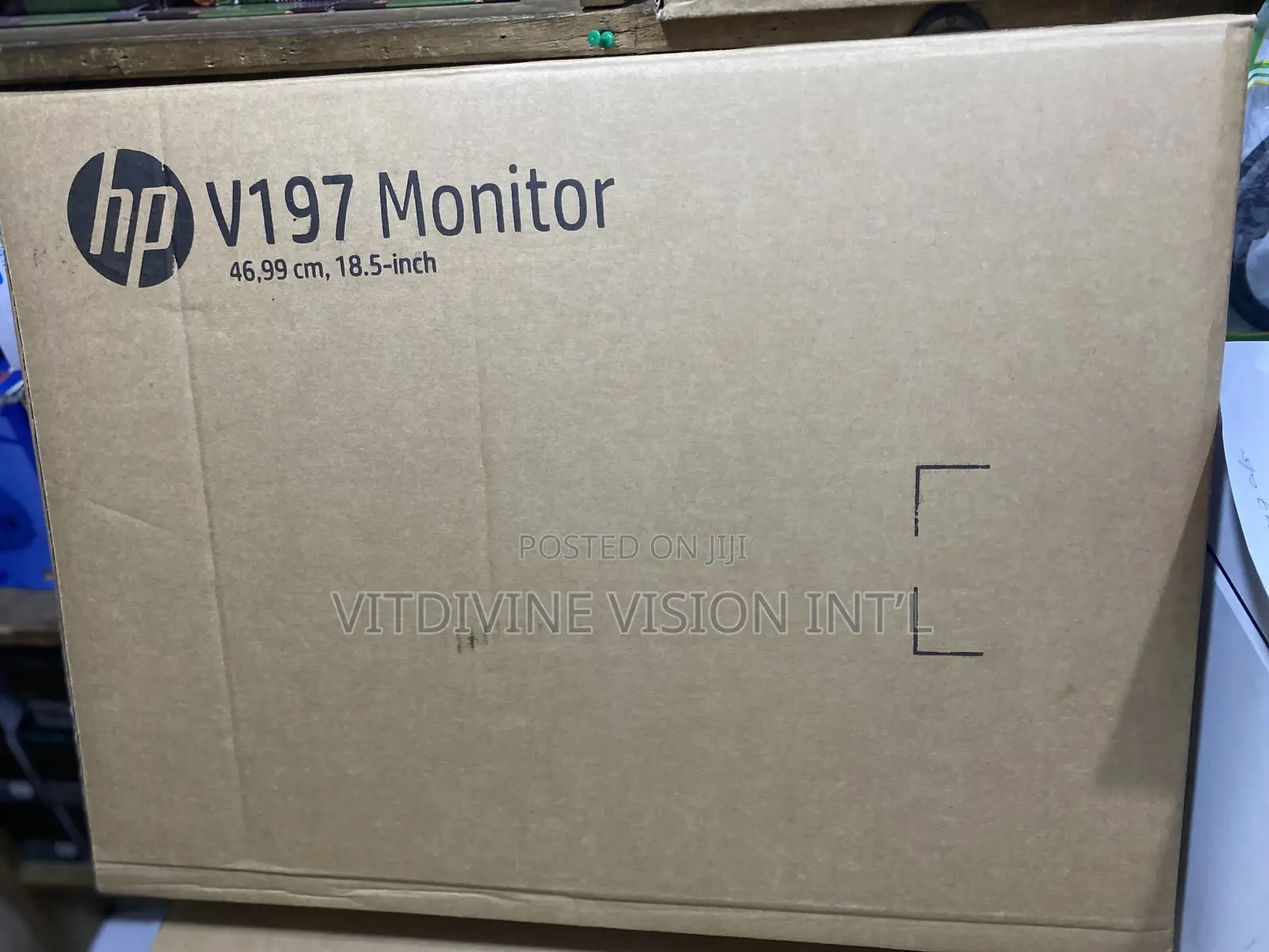 Hp V197 Monitor 19.5 Inches