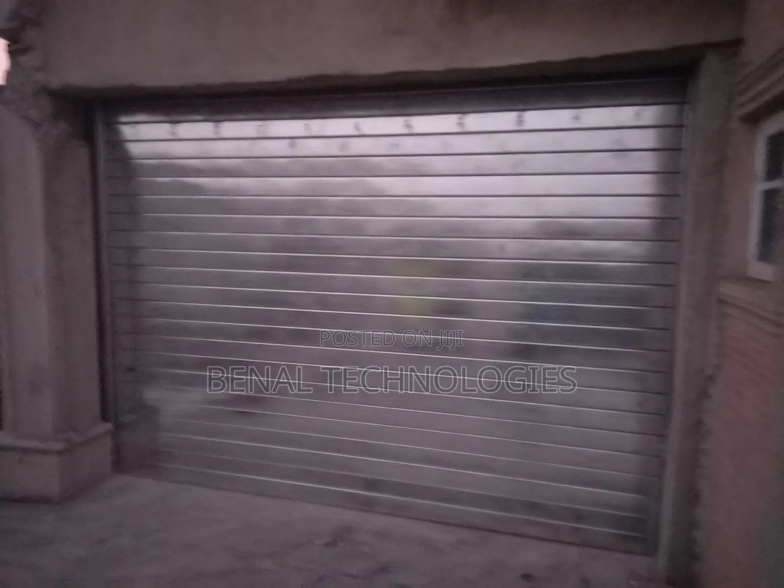 Smart Home-Compatible Garage Shutters