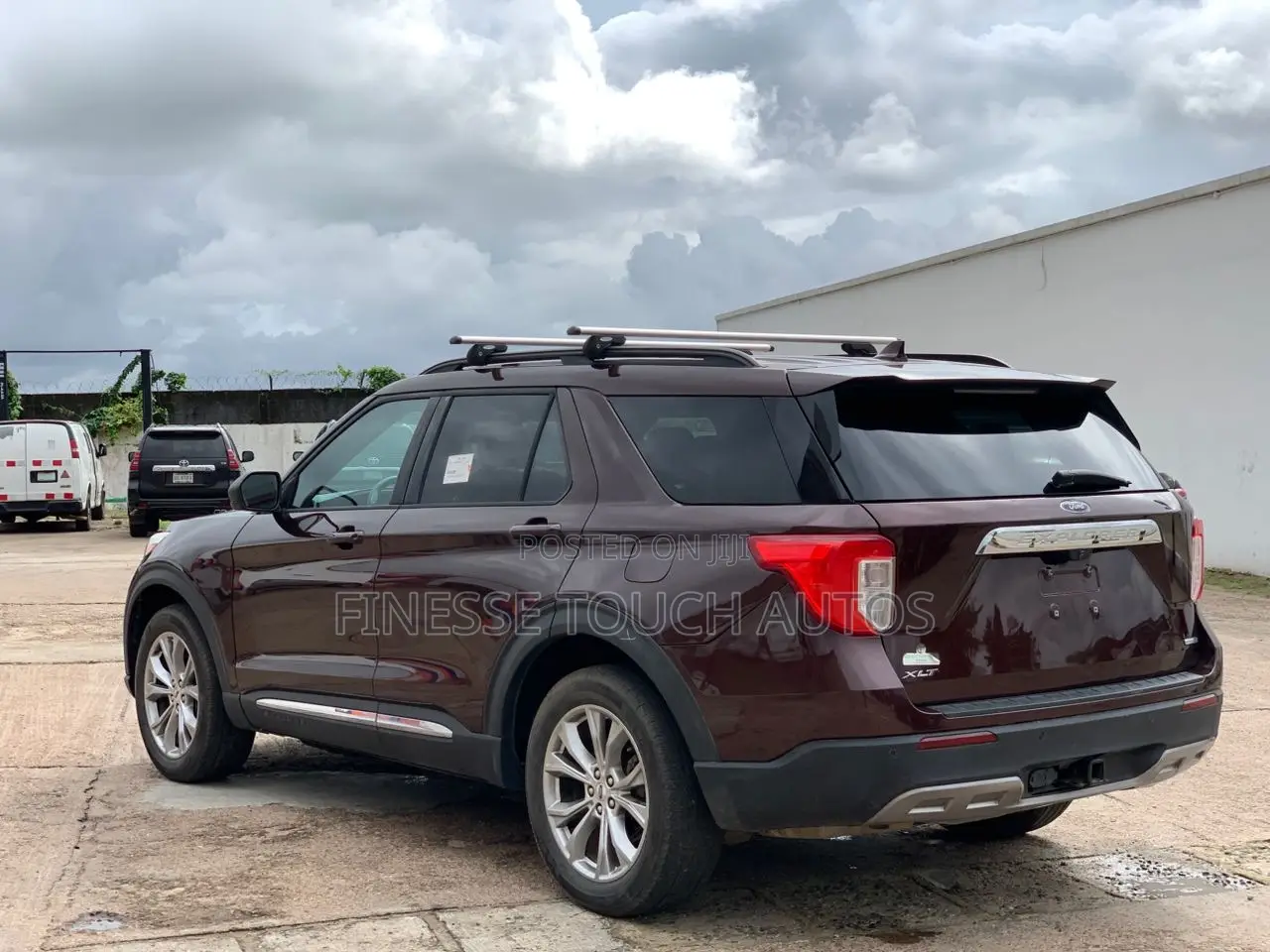 Ford Explorer XLT 4x4 2020 Burgundy