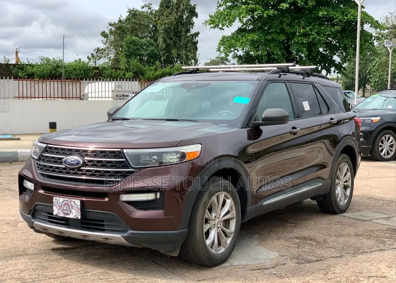 Ford Explorer XLT 4x4 2020 Burgundy