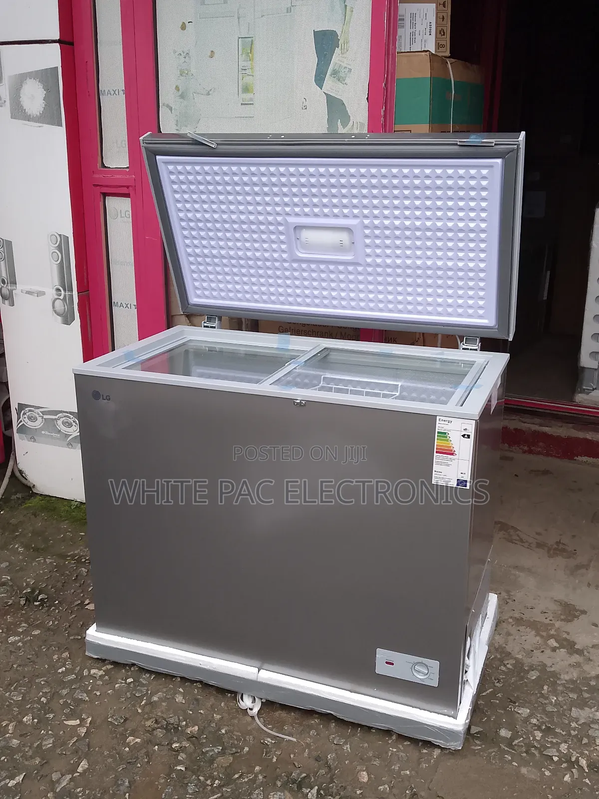 LG Fridge 350_litre Deep Freezer Extra Ice Maker > 2 Yrs