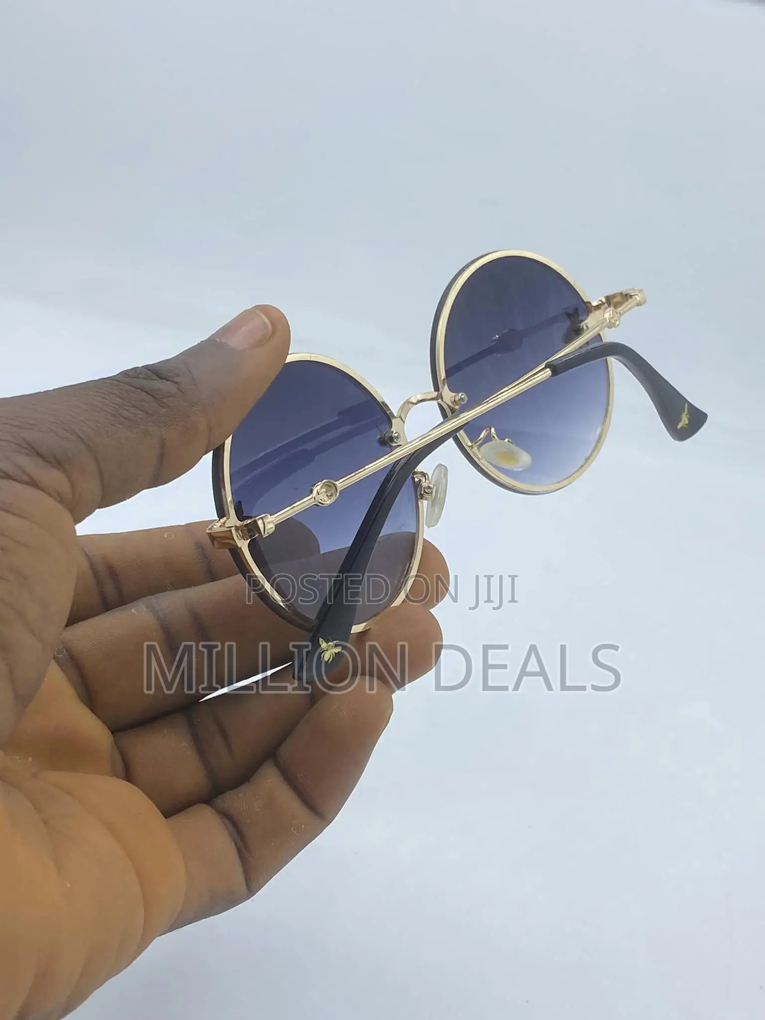 Classic Round Luxe Women's Sunglasses