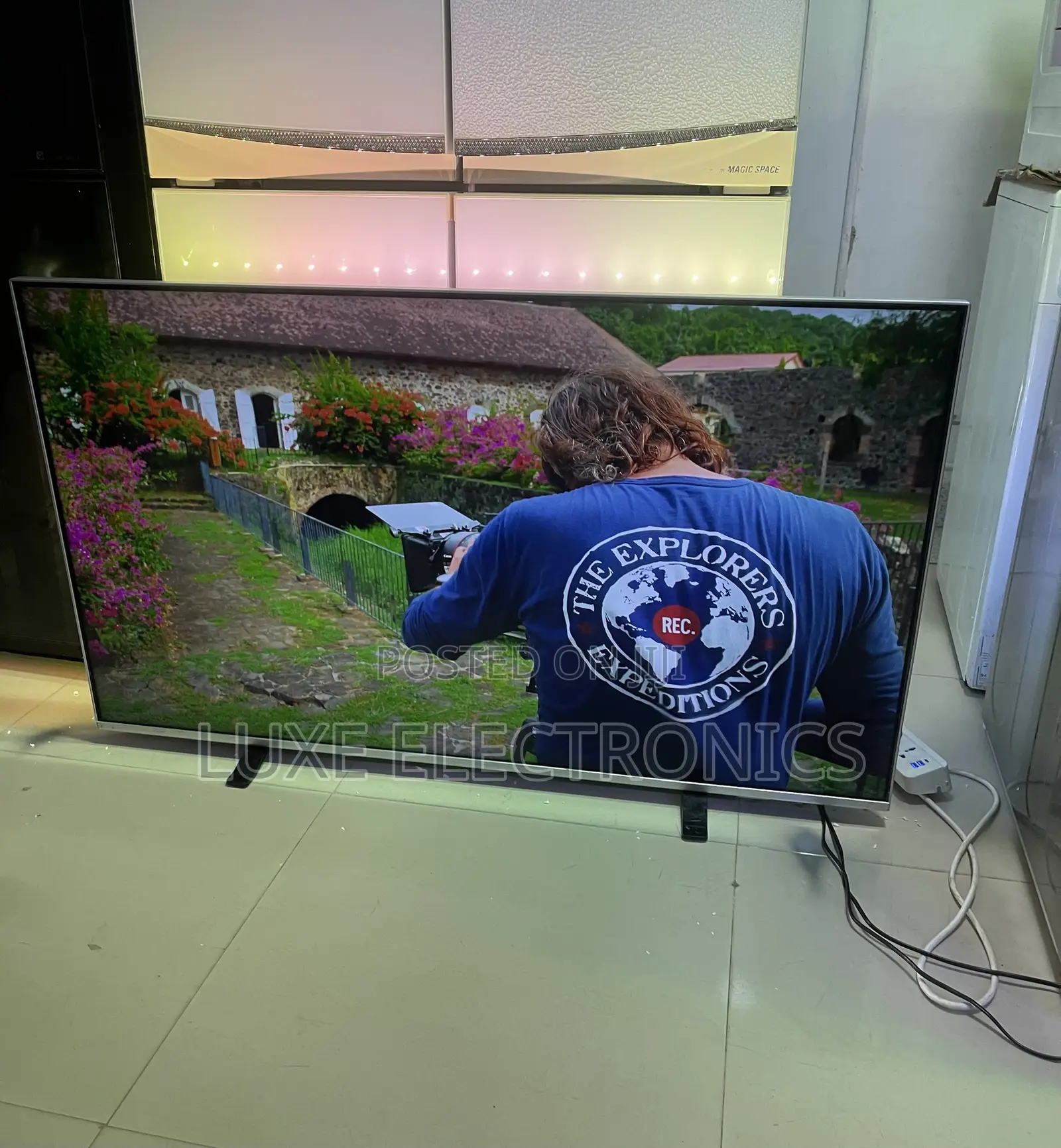 55 Inches Phillips Frameless Android Tv With Ambient Light
