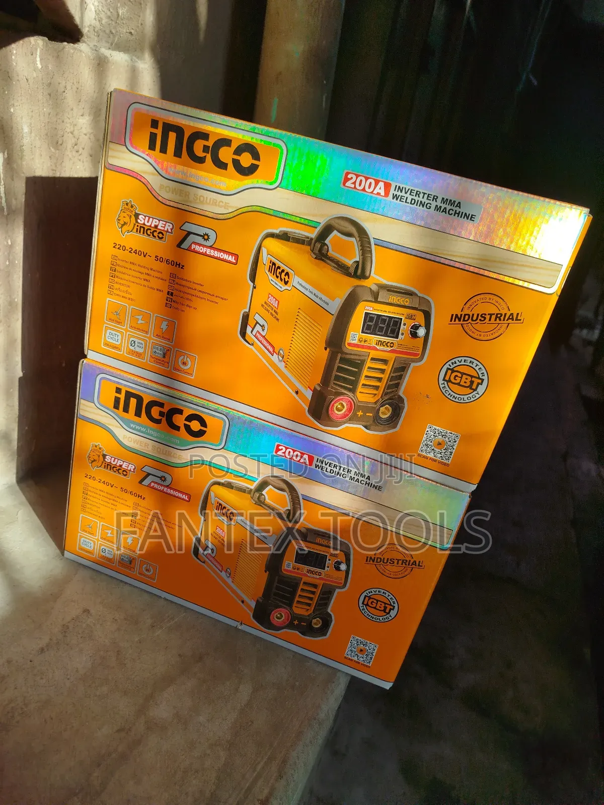 Inverter MMA Welding Machine 200A.Ingco