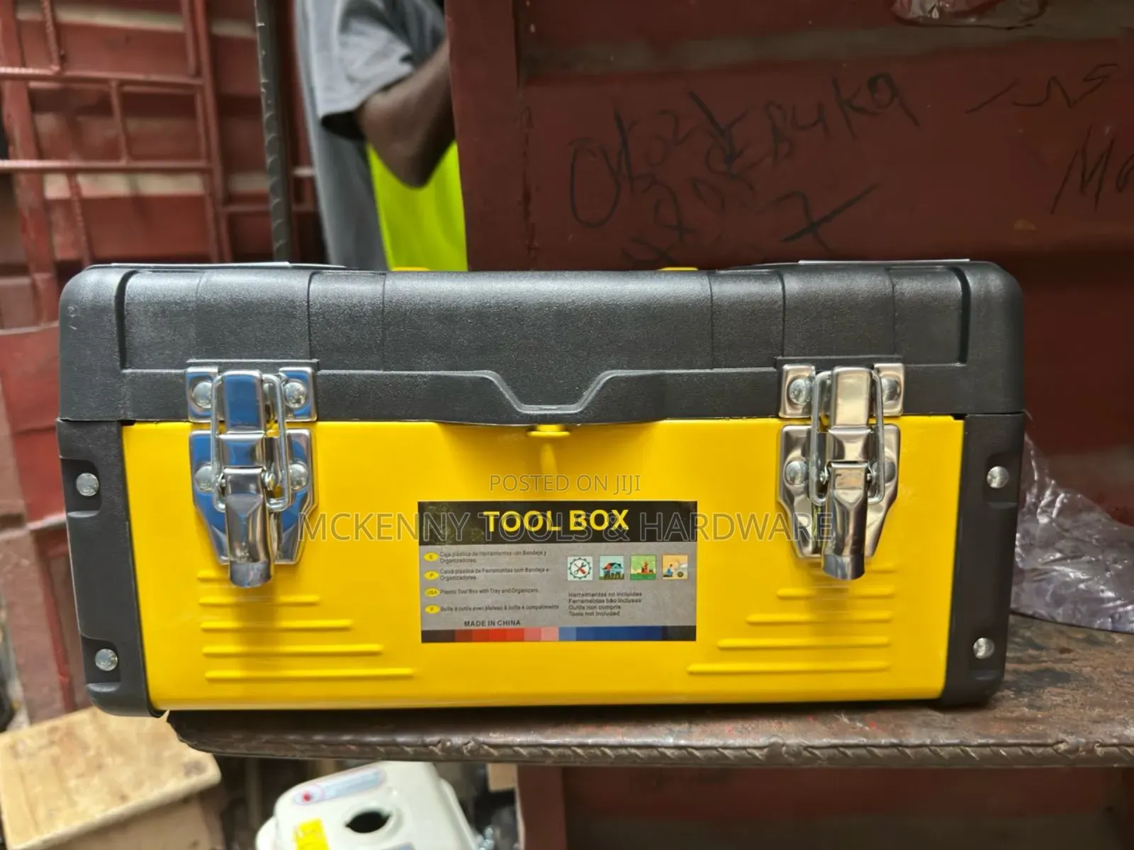 PROFFESIONAL Plastic Empty Tool Box